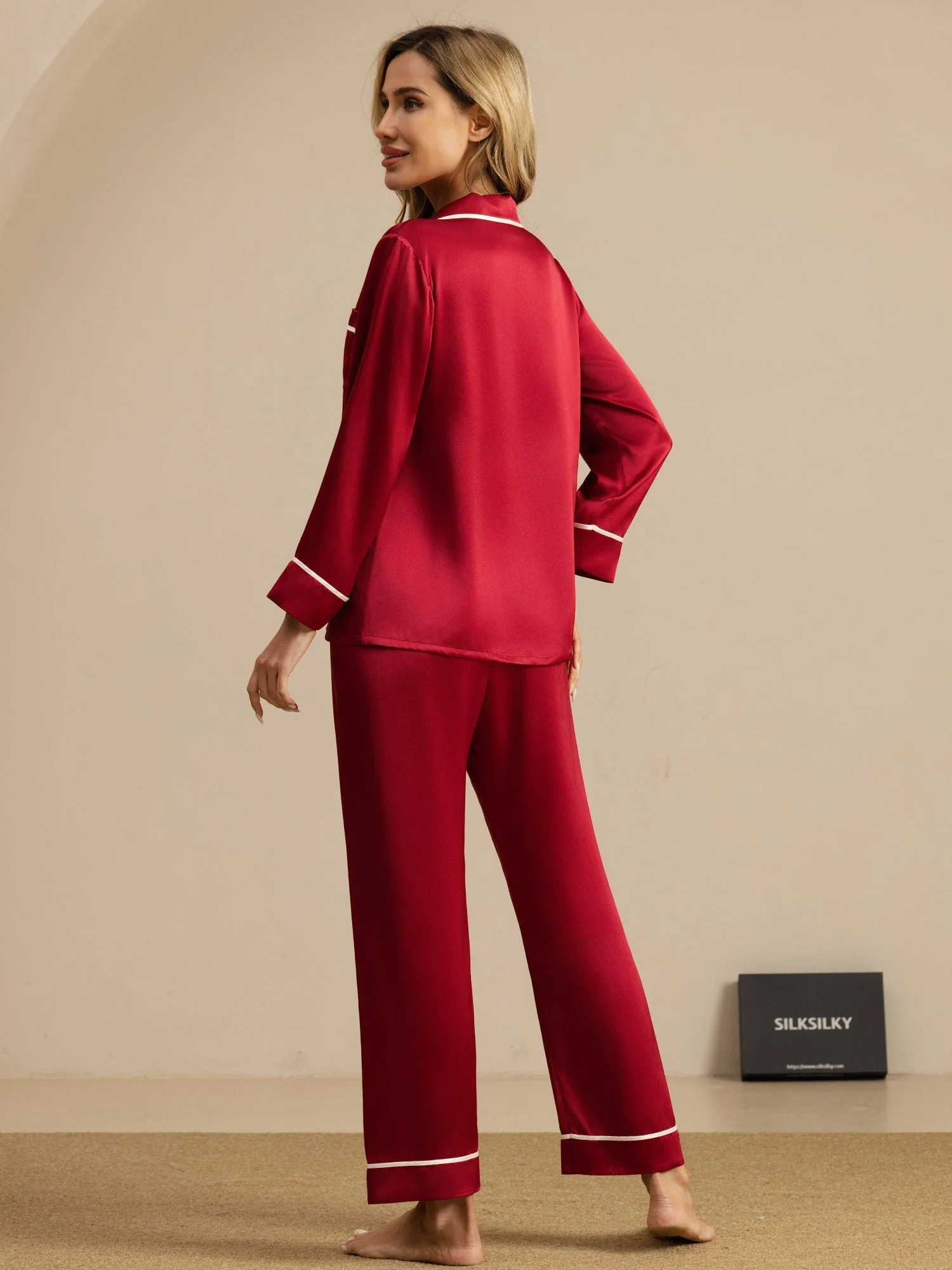 100% Mulberry Silk Classic Pajama Set - Image 18