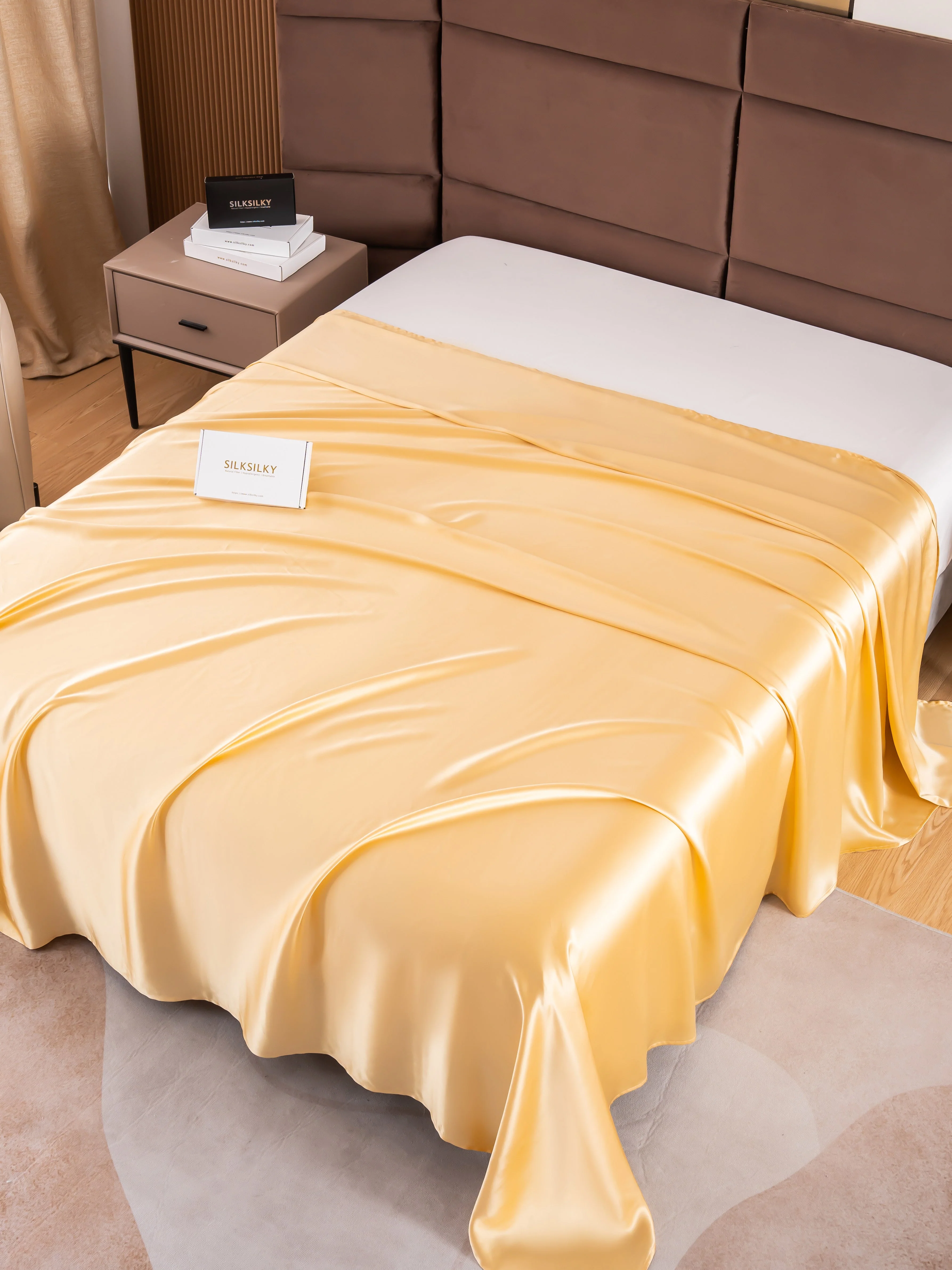 19Momme Mulberry Silk Seamless Flat Sheet - Image 3