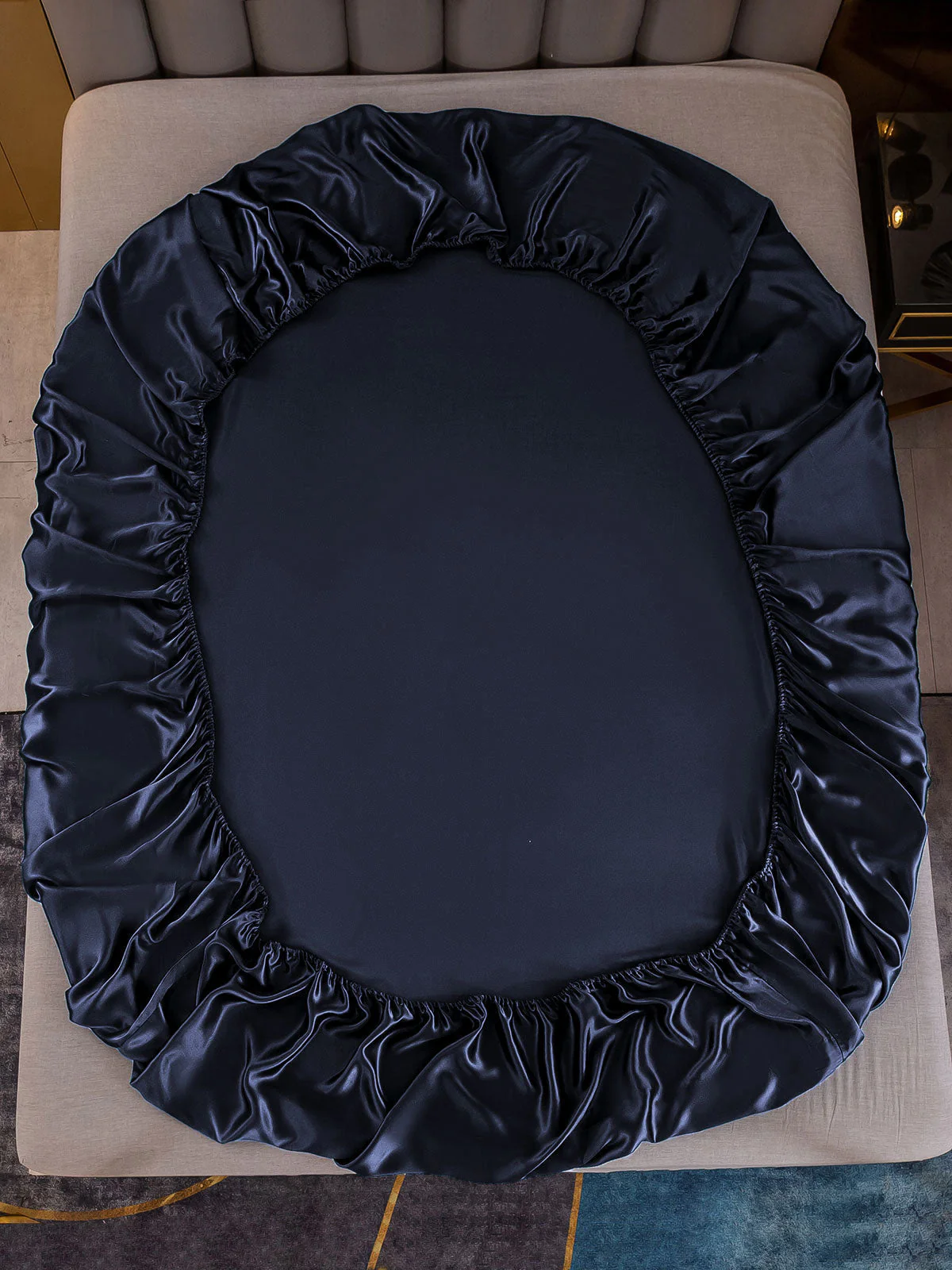 19Momme Mulberry Silk Seamless Fitted Sheet - Image 13