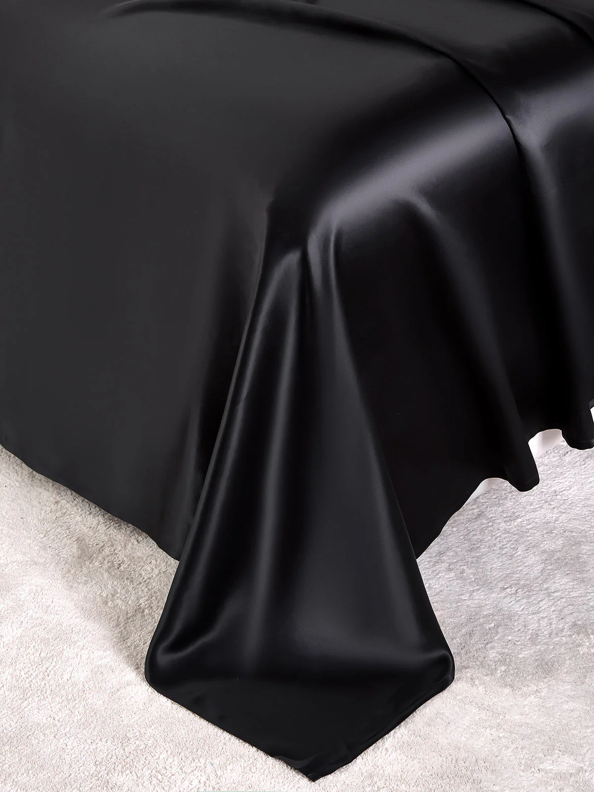 19Momme 4Pcs Silk Set Fitted&Flat Sheets+2x Pillowcases - Image 3