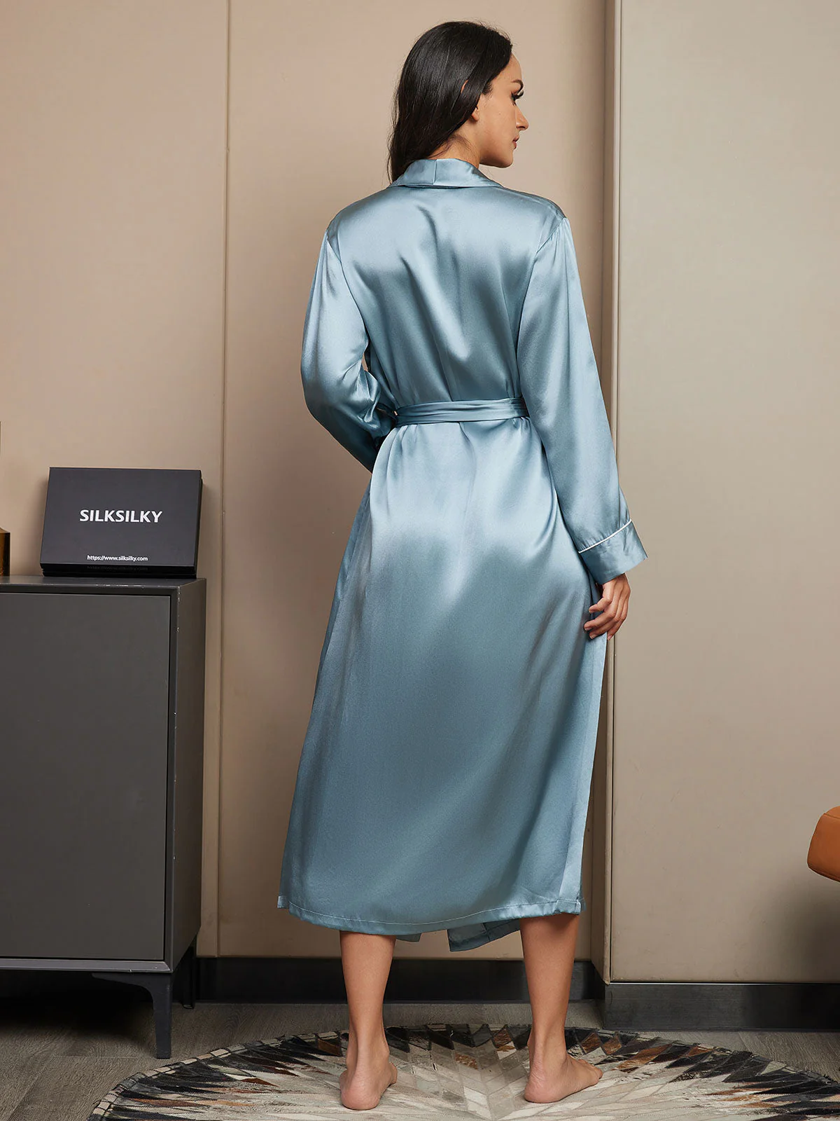 19Momme Pure Silk Long Sleeve Midi Women's Wrap Dressing Gown - Image 21
