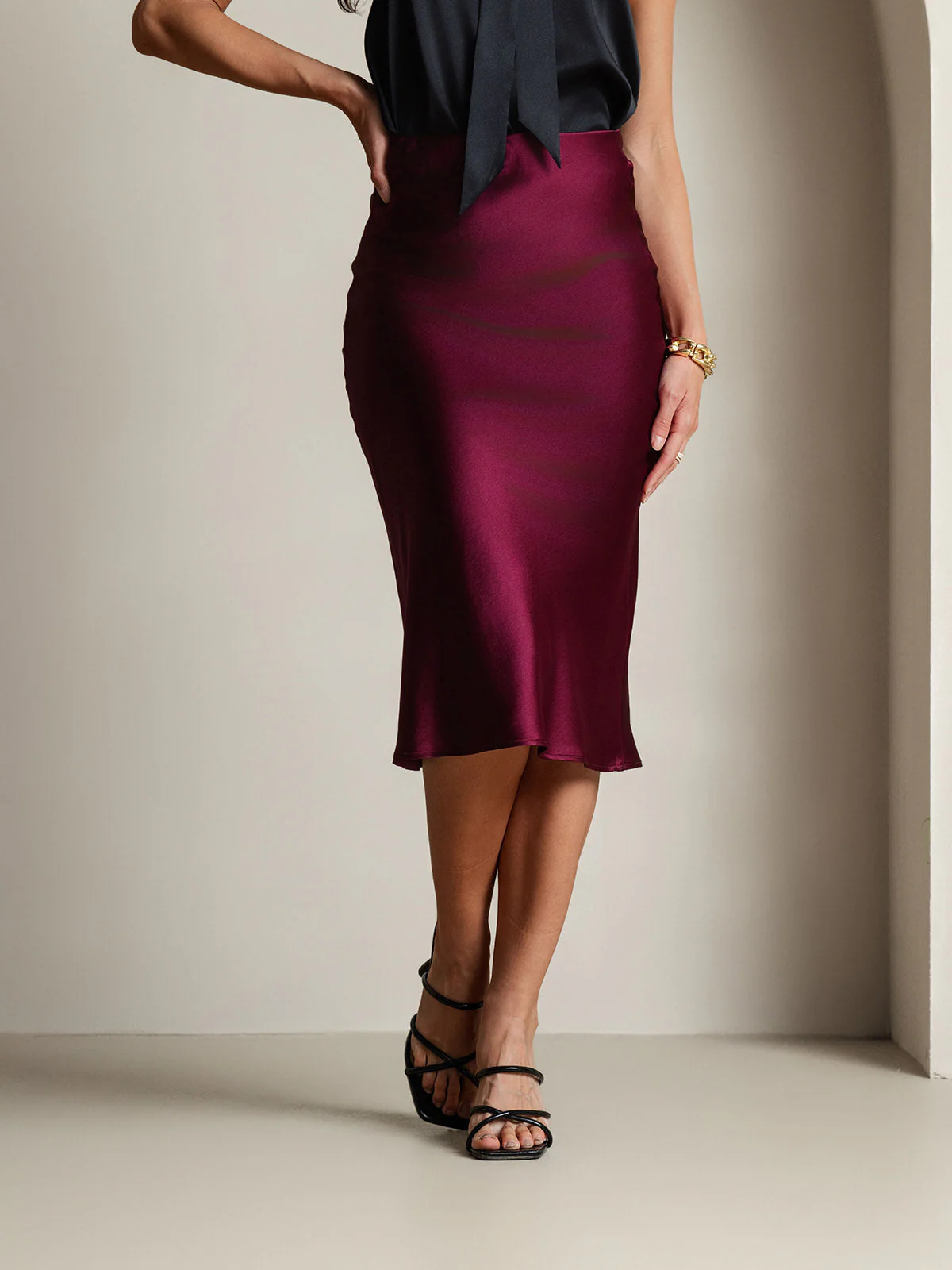 19Momme Mulberry Silk Stretch Long Straight Skirt - Image 13