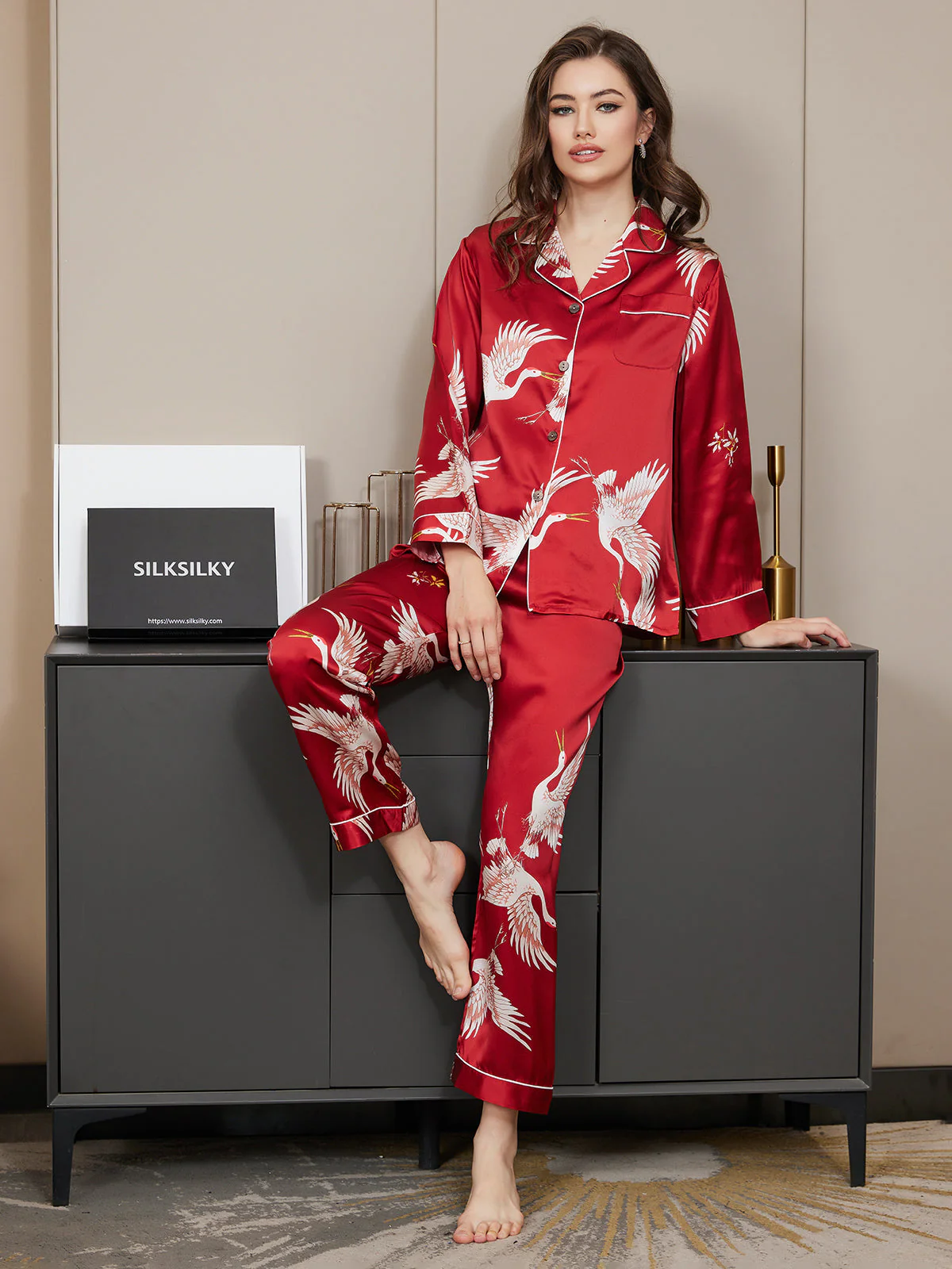 19Momme Women's Pure Silk Crane Print Long Sleeve Pyjamas Set - Image 11