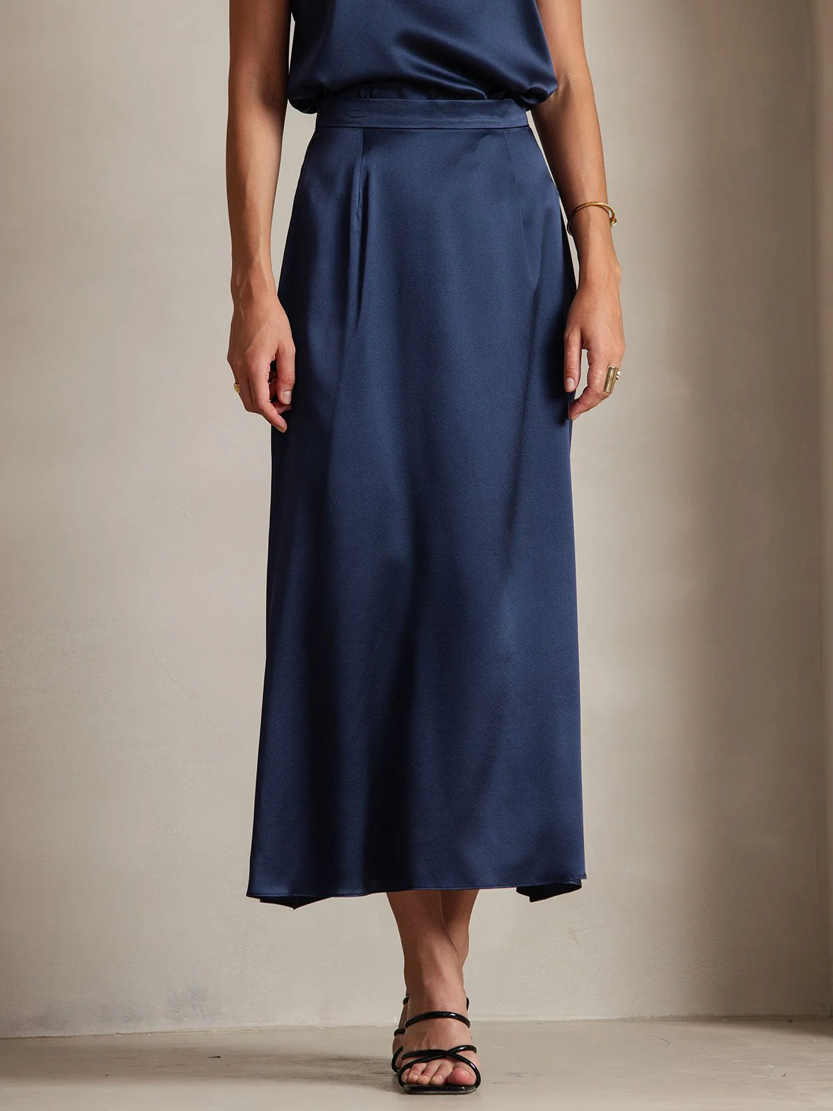 19Momme Silk A Line Maxi Skirt with Zipper Design - Image 17