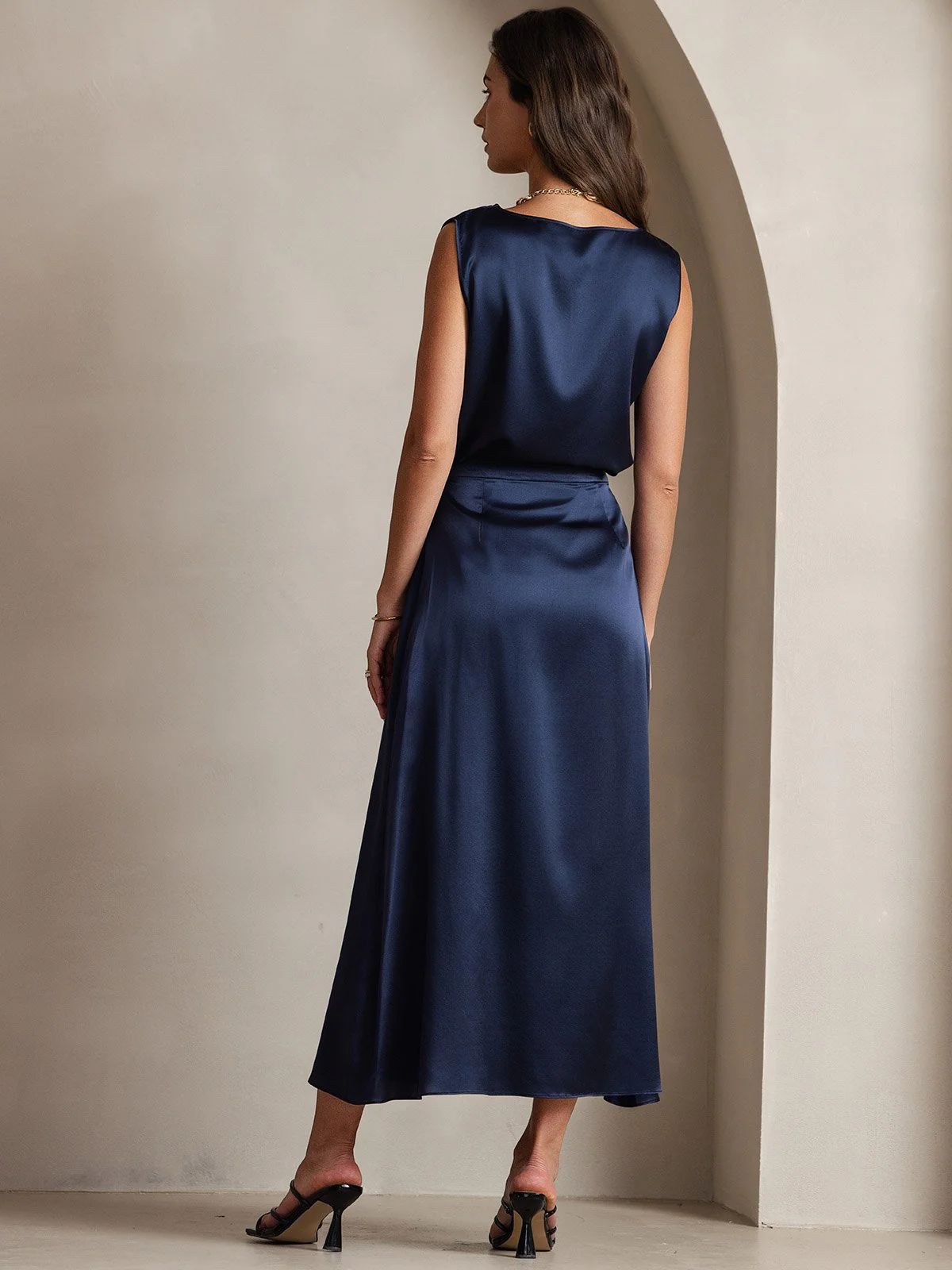 19Momme Silk A Line Maxi Skirt with Zipper Design - Image 18