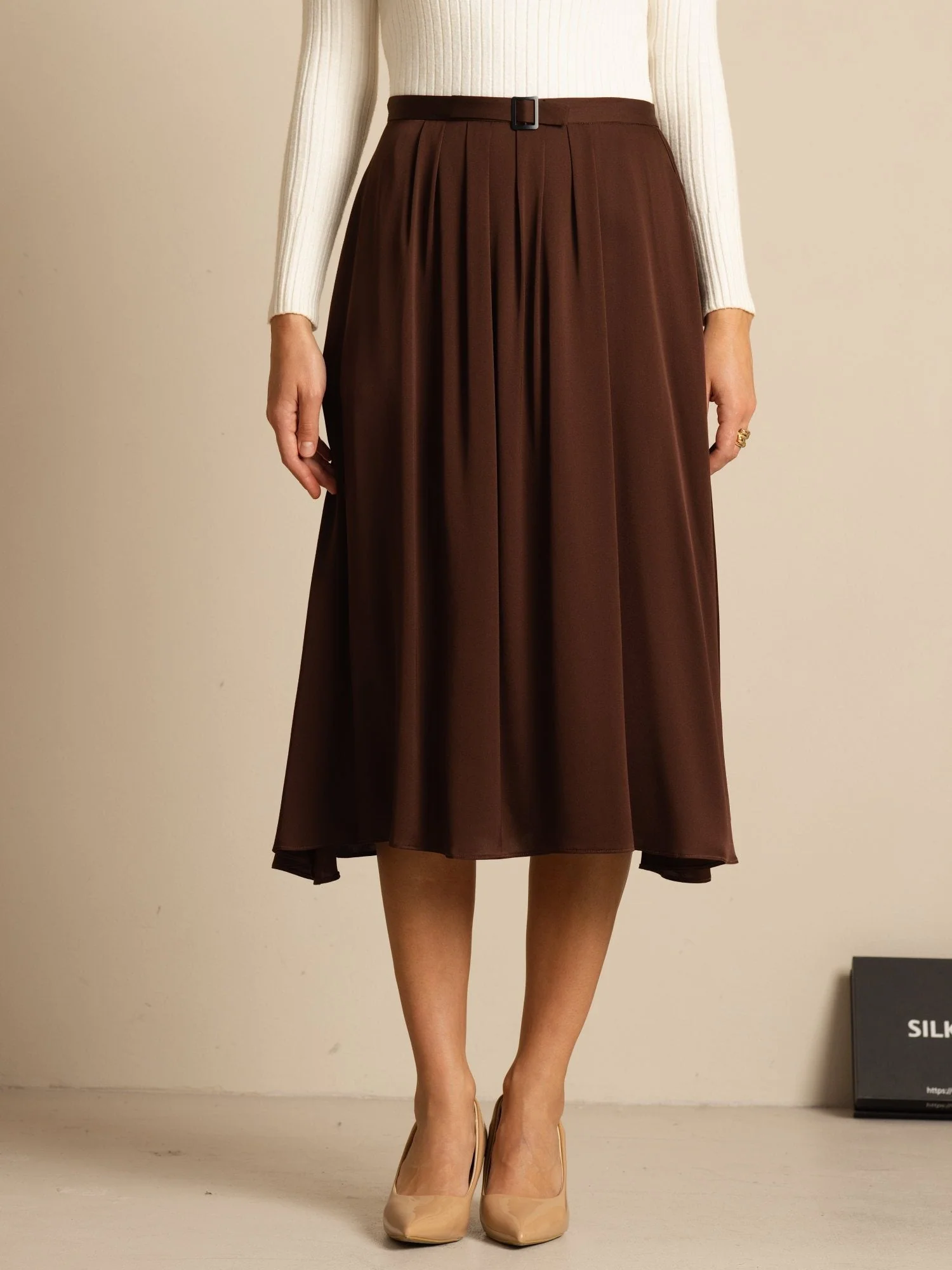 19Momme Silk High Waist A-Line Pleated Midi Skirt with Pockets - Image 14