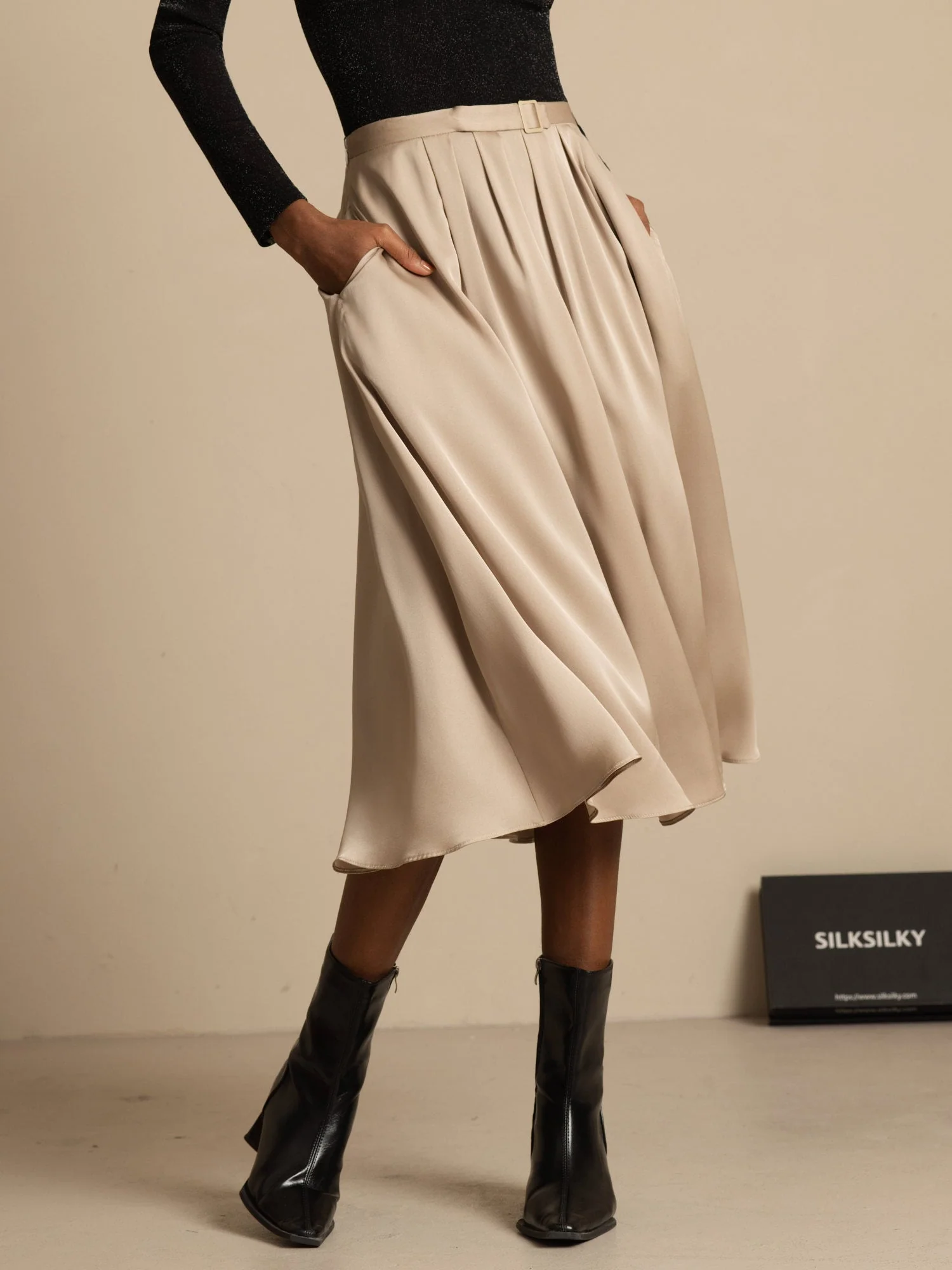 19Momme Silk High Waist A-Line Pleated Midi Skirt with Pockets - Image 3