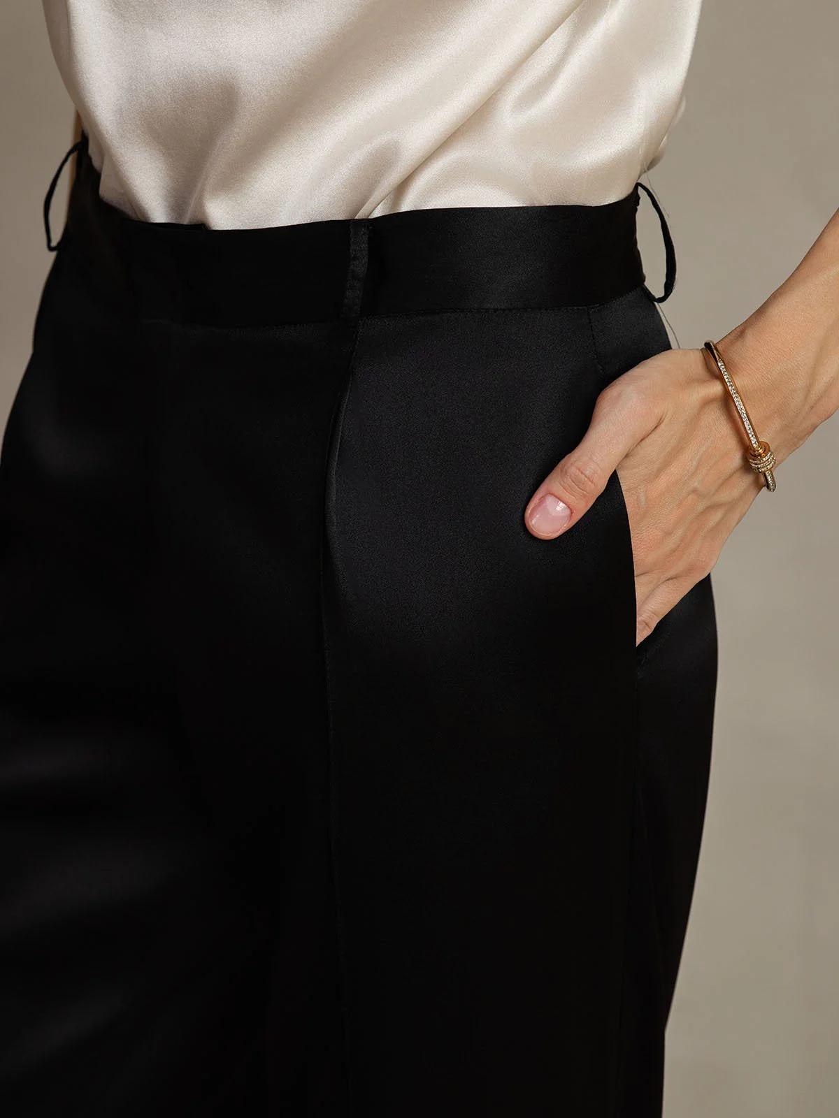 19Momme Silk Straight Leg Women's Pants With Side Pockets Design - Image 11