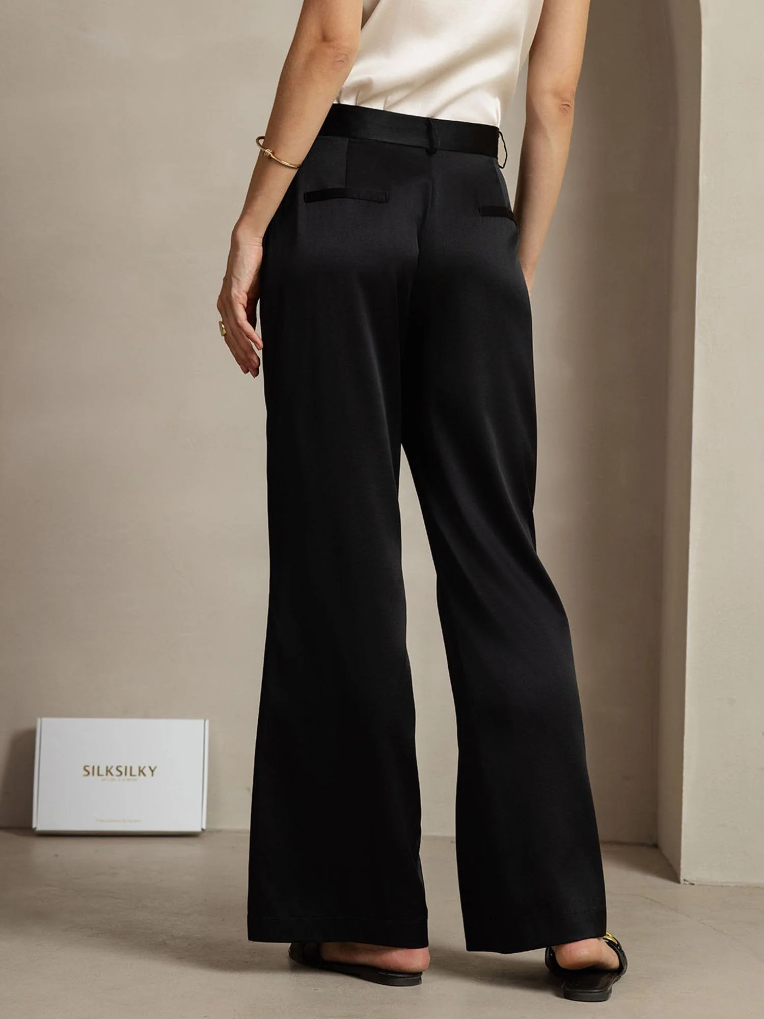 19Momme Silk Straight Leg Women's Pants With Side Pockets Design - Image 9