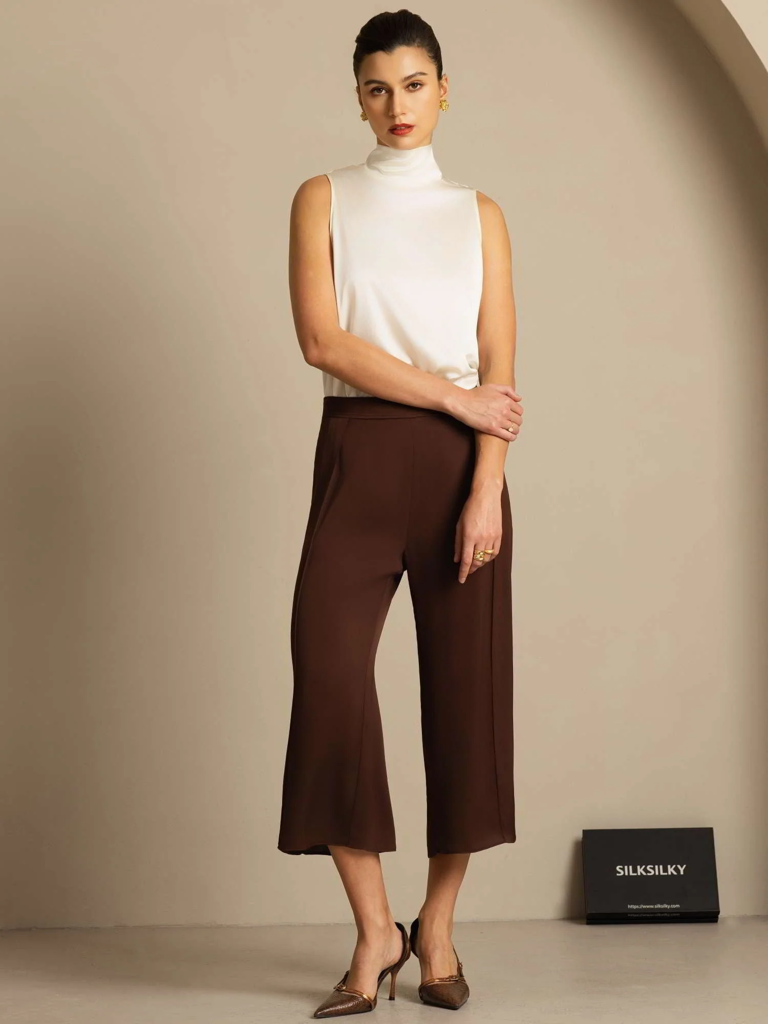 19Momme Silk Sleeveless Tie Neck Blouse - Image 17