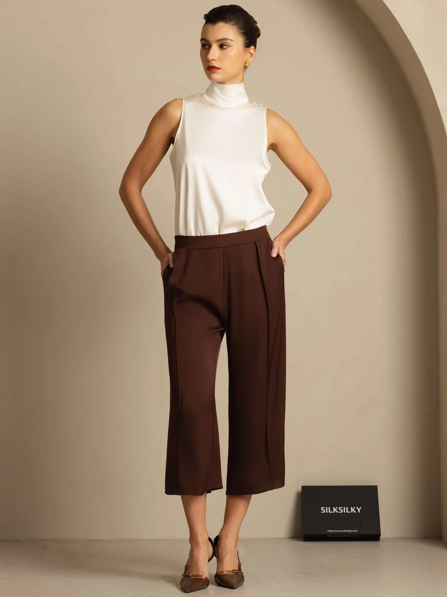 19Momme Silk Sleeveless Tie Neck Blouse - Image 21