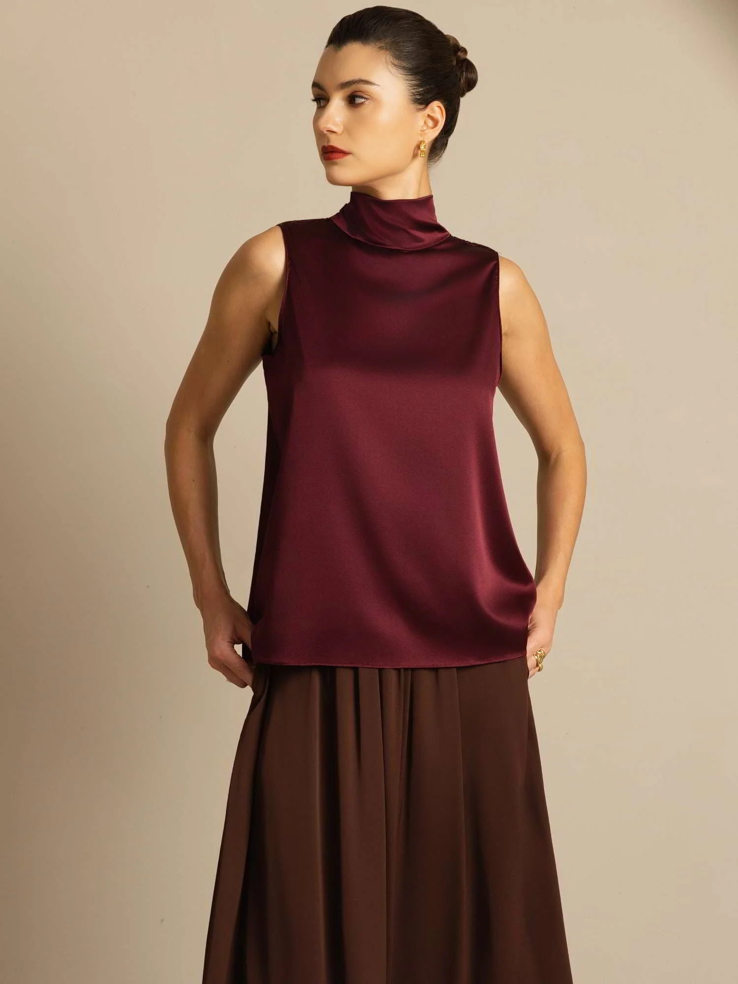 19Momme Silk Sleeveless Tie Neck Blouse - Image 8