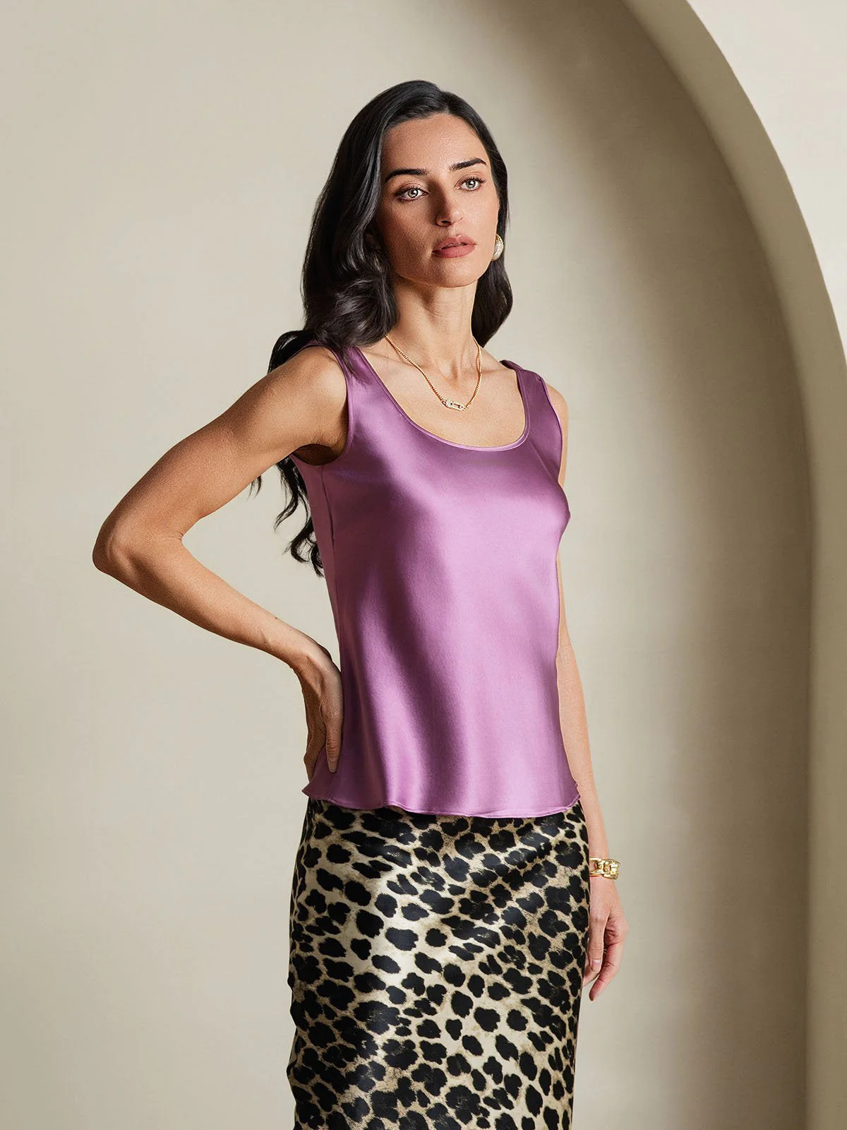 19Momme Silk Sleeveless U Neck Women's Tank Top - Image 44