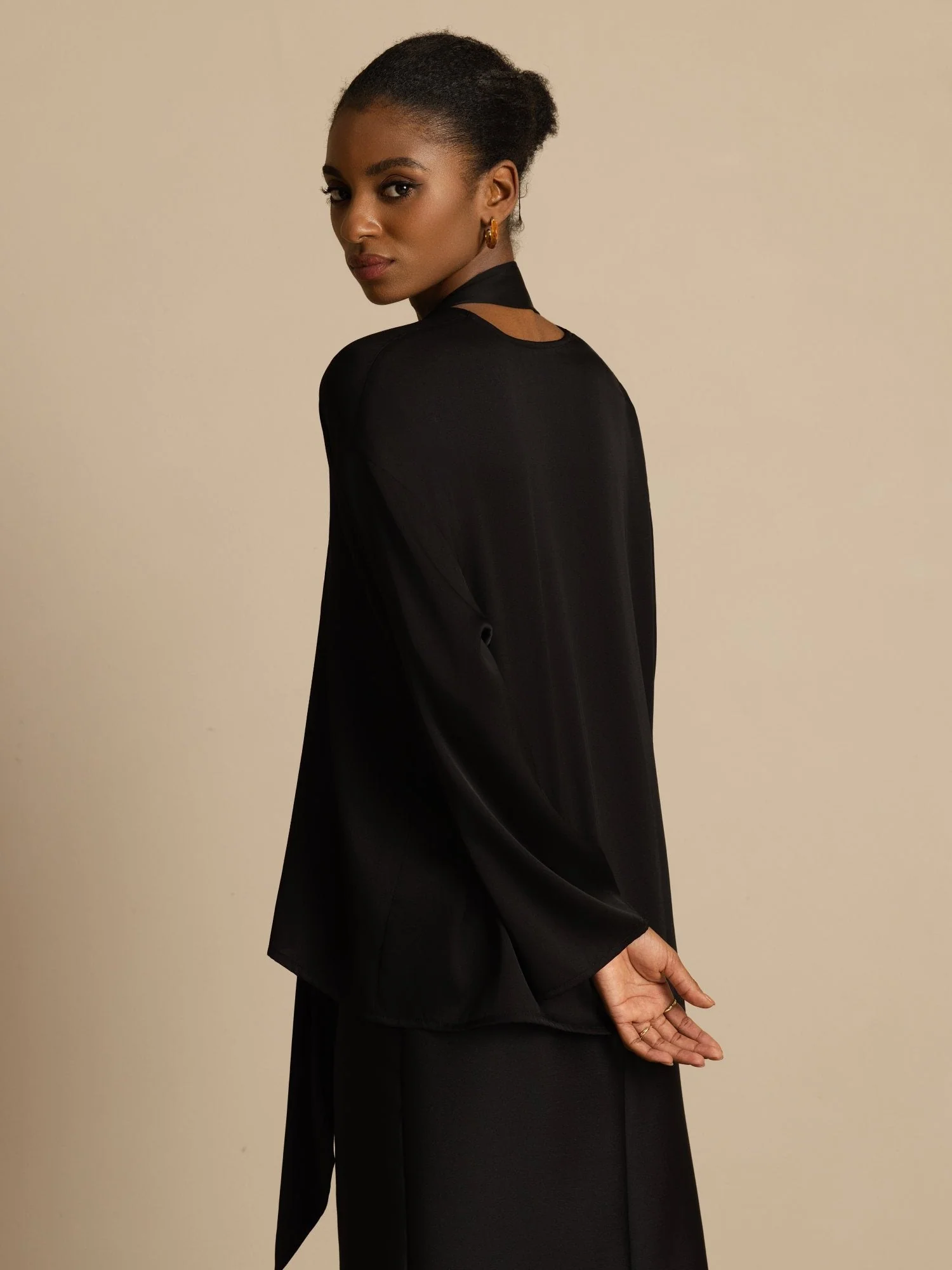 19Momme Silk Women's Asymmetrical Tie V Neck Blouse - Image 18