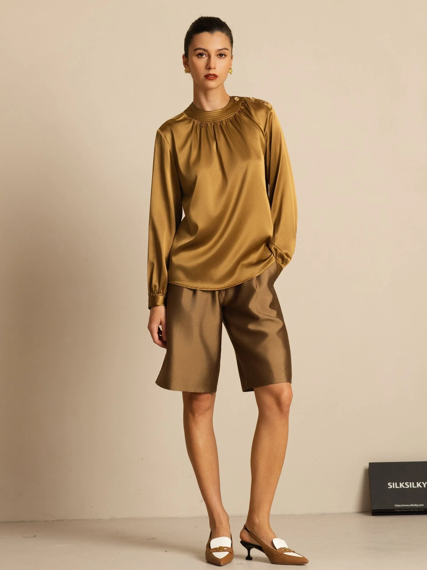 19Momme Silk Women’s Gathered Neck Long Sleeve Blouse - Image 21
