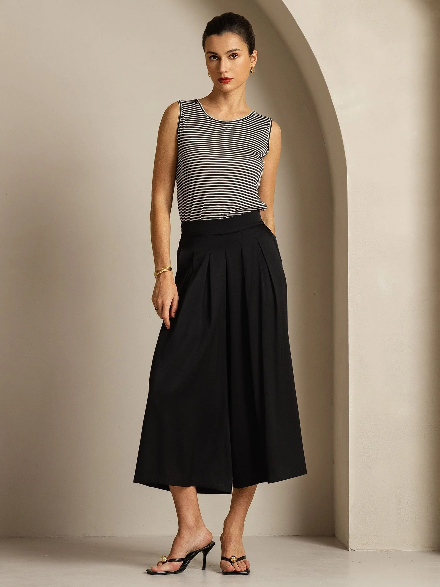 19Momme Silk Women's High Waist Pleated Wide Leg Capri Pants - Image 5