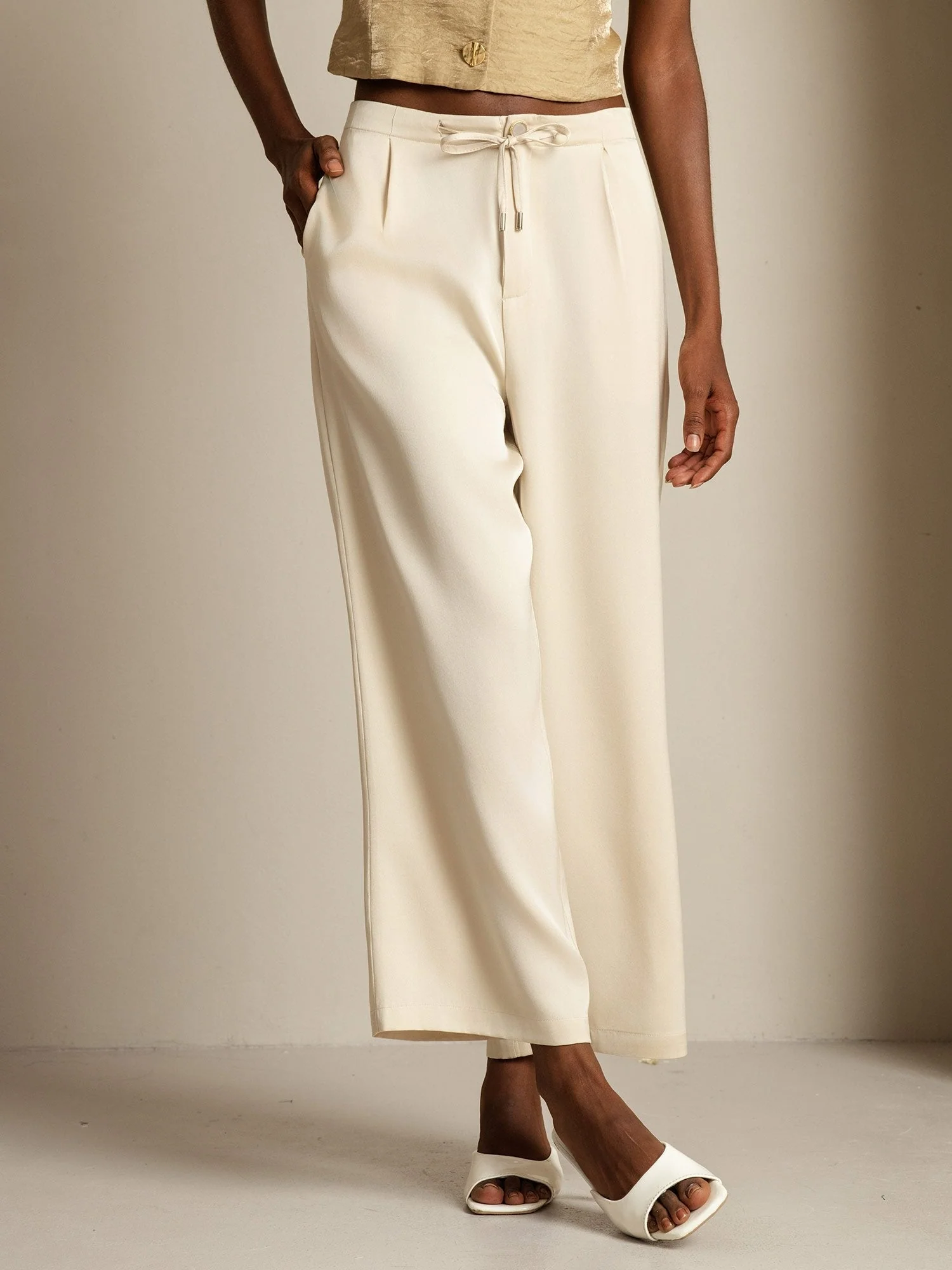 19Momme Silk Women's High Waist Wide Leg Drawstring Pants with Pockets - Image 3