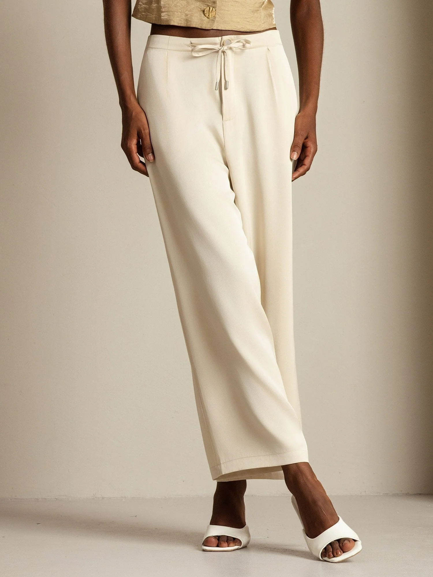 19Momme Silk Women's High Waist Wide Leg Drawstring Pants with Pockets - Image 7