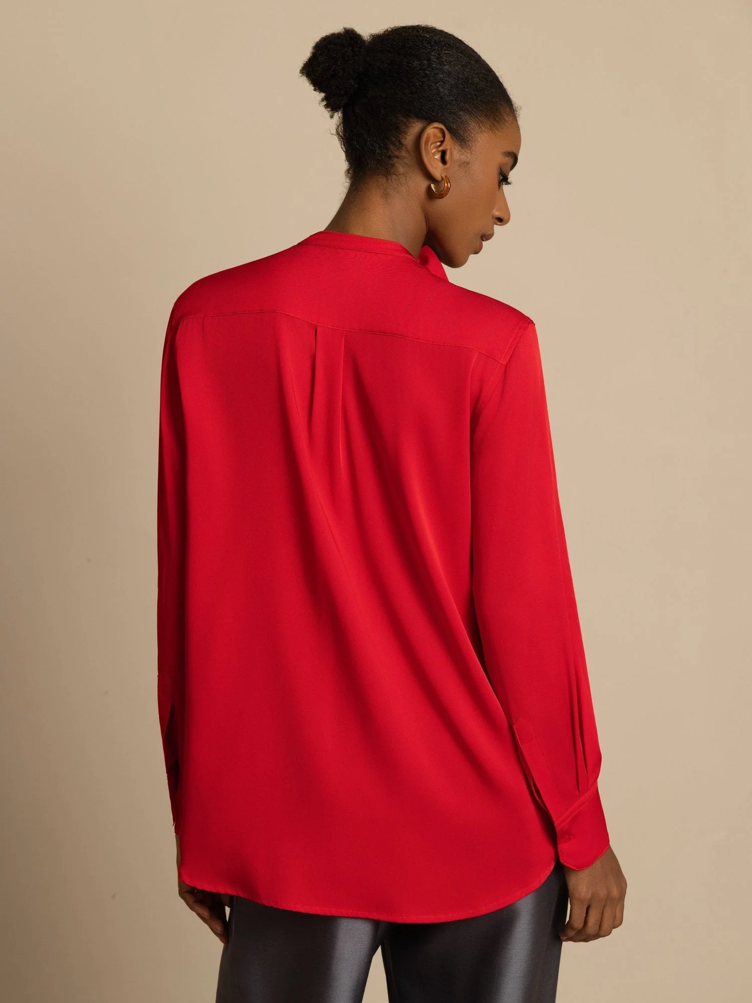 19Momme Silk Women's Long Sleeve Stand Collar Bow Blouse - Image 18