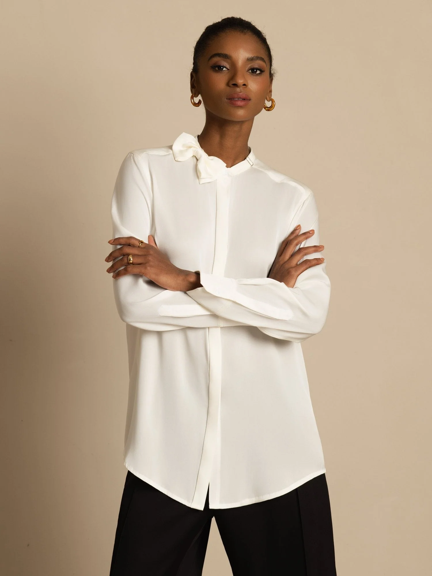 19Momme Silk Women's Long Sleeve Stand Collar Bow Blouse - Image 3