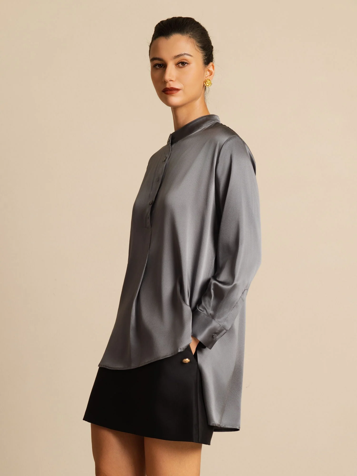 19Momme Silk Women’s Stand Collar High-Low Blouse With Button Detail - Image 28