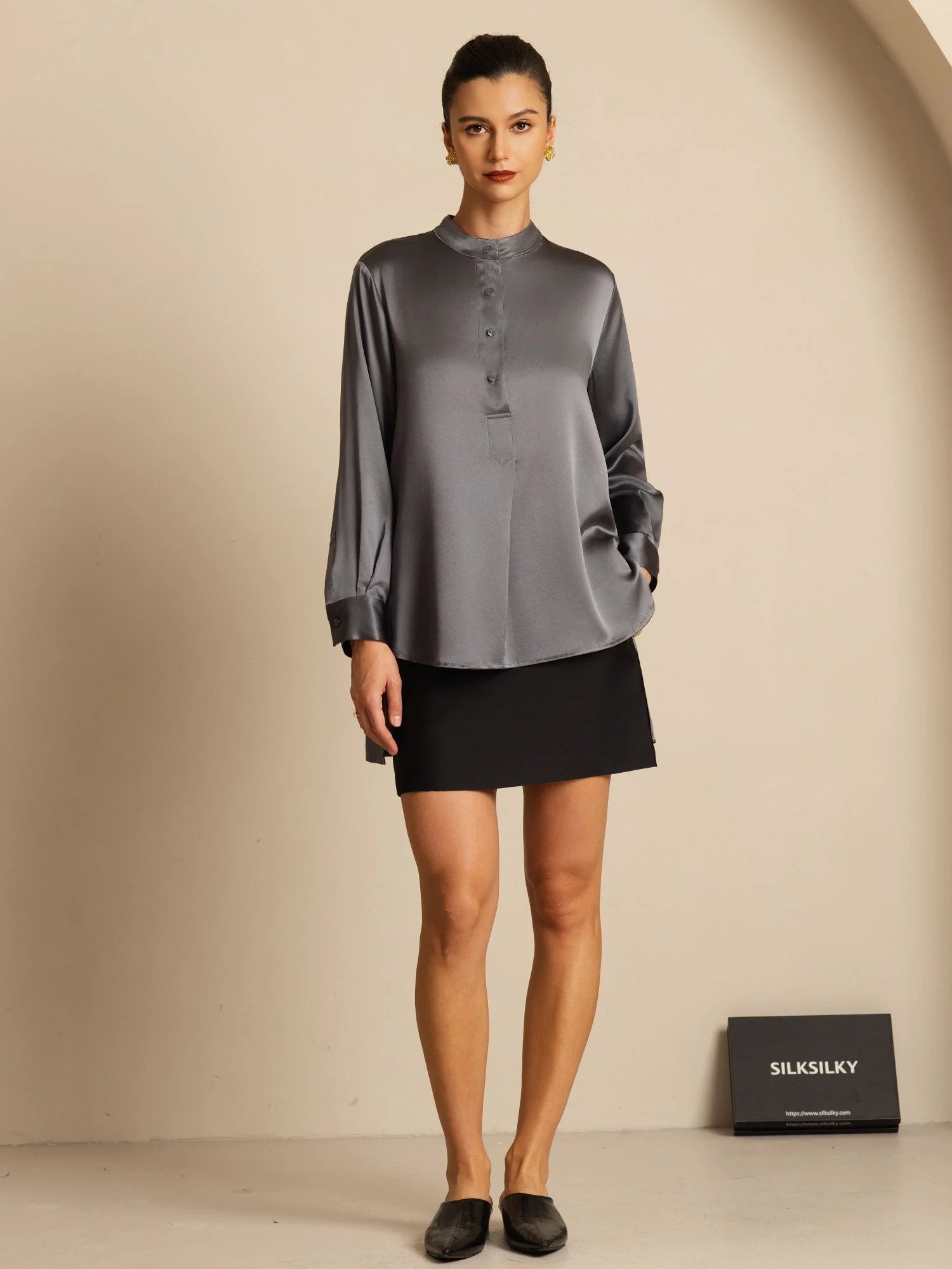 19Momme Silk Women’s Stand Collar High-Low Blouse With Button Detail - Image 31