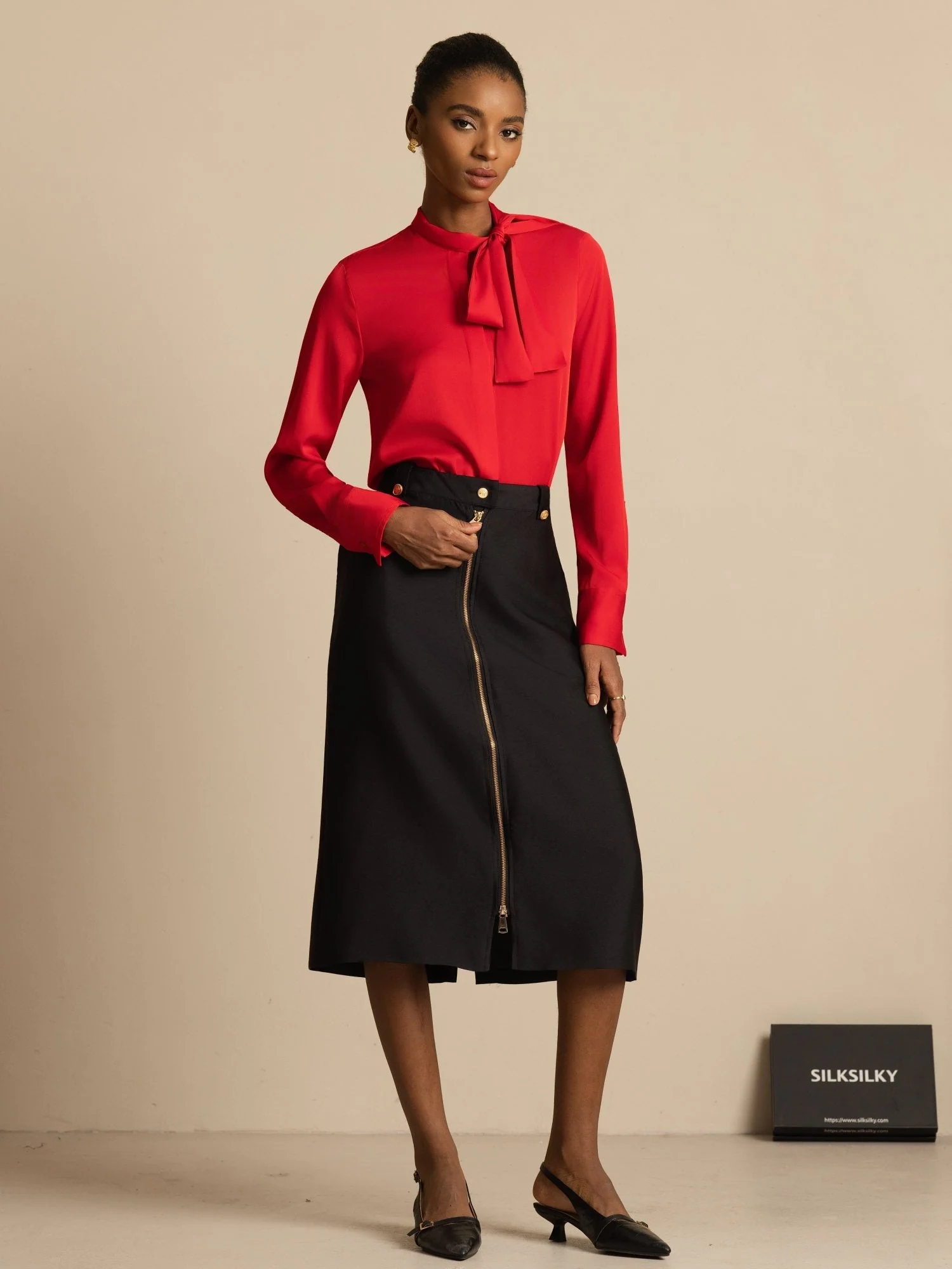 19Momme Silk Women's Tie Neck Long Sleeve Blouse - Image 17