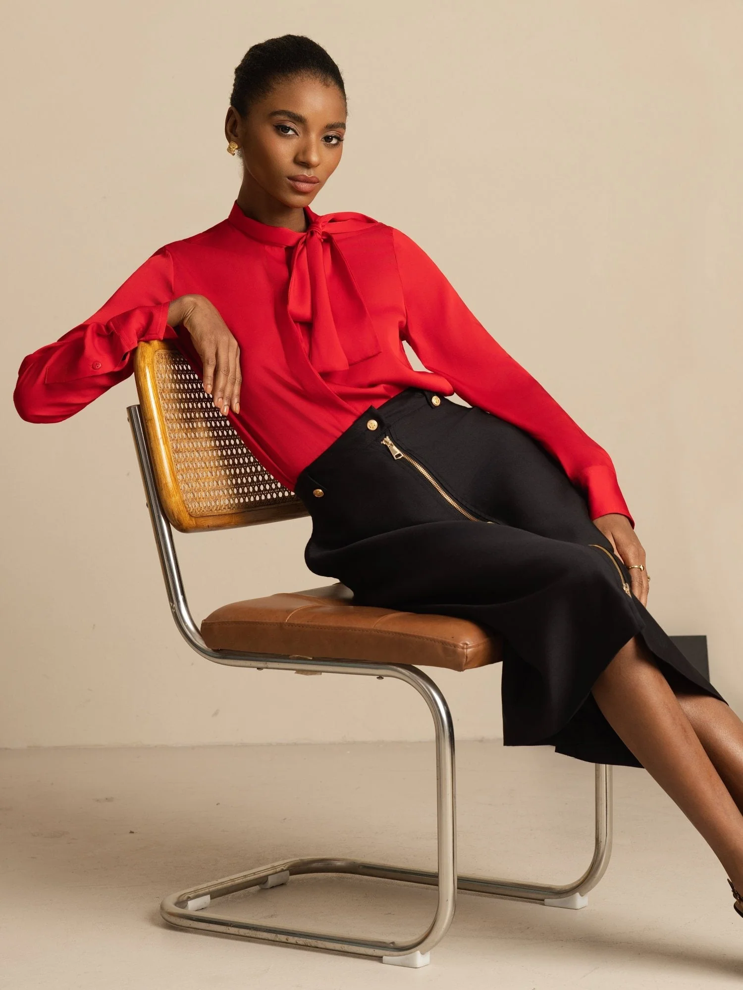 19Momme Silk Women's Tie Neck Long Sleeve Blouse - Image 18