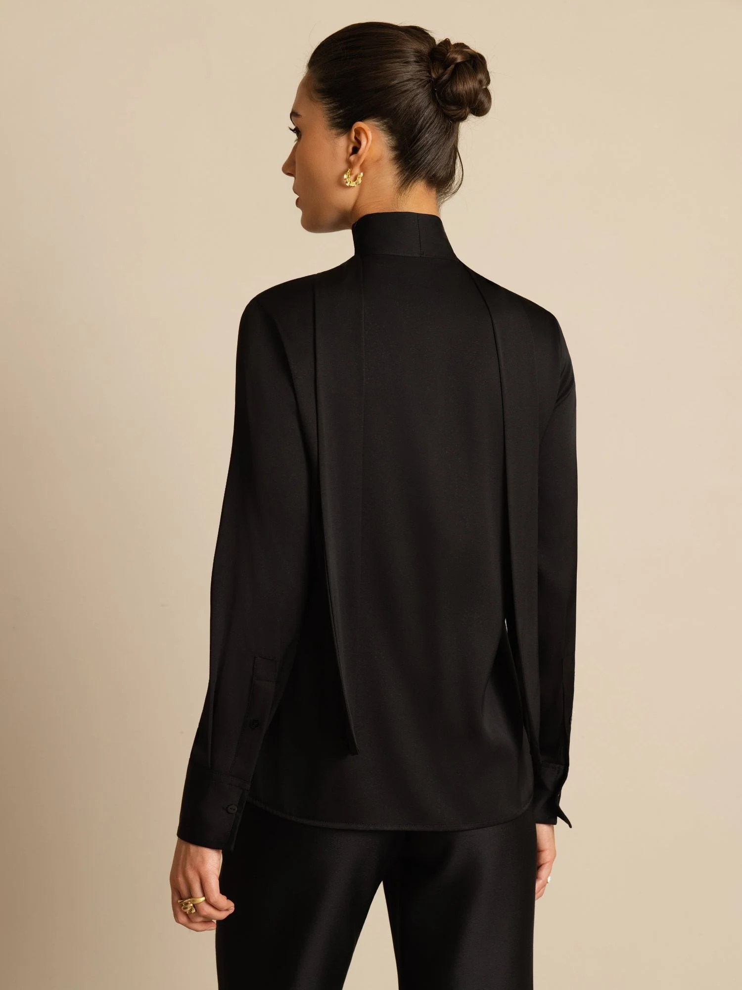 19Momme Silk Women's Tie Neck Long Sleeve Blouse - Image 8