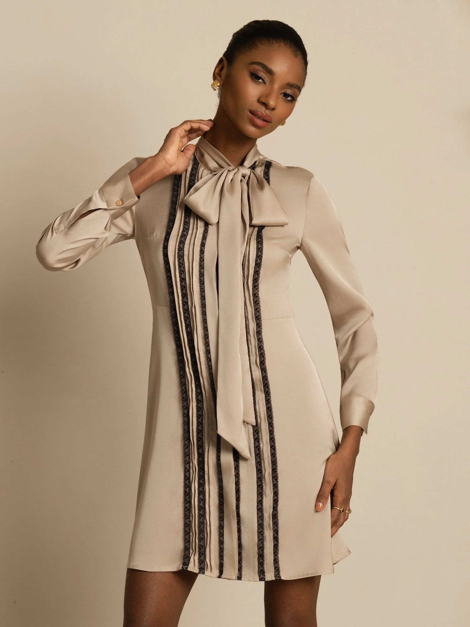 19Momme Silk  Women's Tie-Neck Short Shirt Dress with Vertical Pleated - Image 18