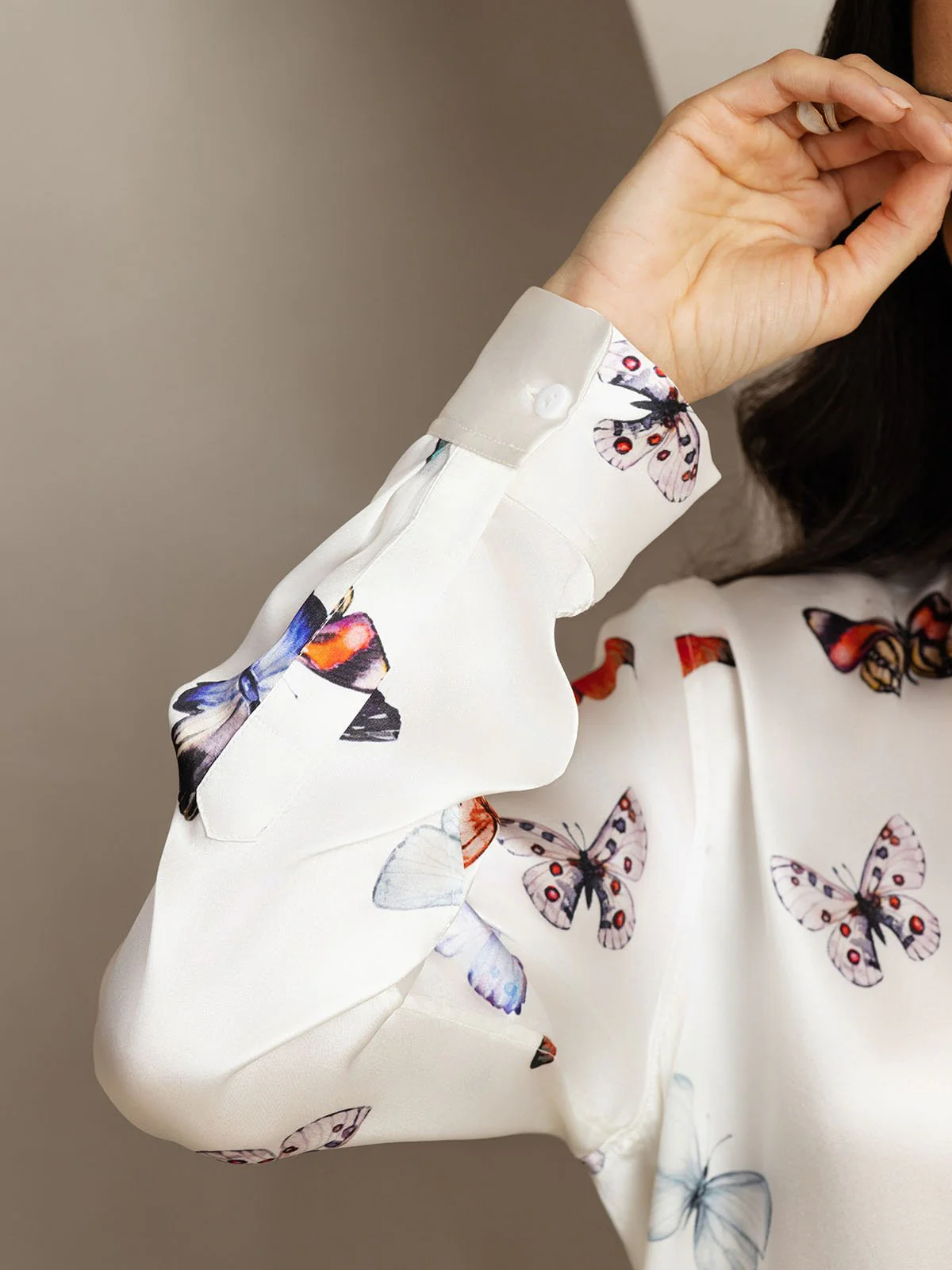 19Momme Women's Silk White Butterfly Print Button-Up Shirt & Wide-Leg Pants Set - Image 6