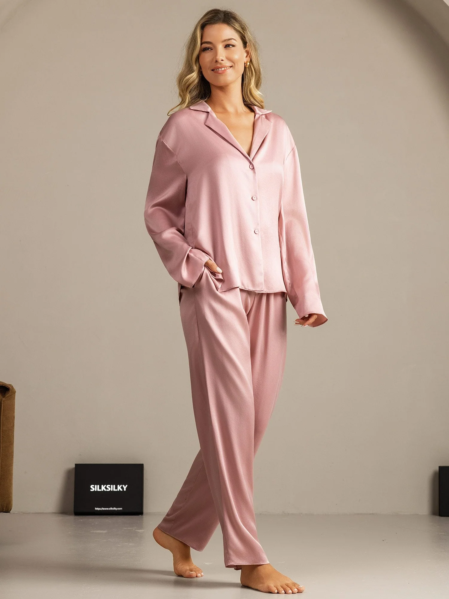 19Momme Washable Silk Long Sleeve Notch Collar Women's Pajamas Set - Image 14