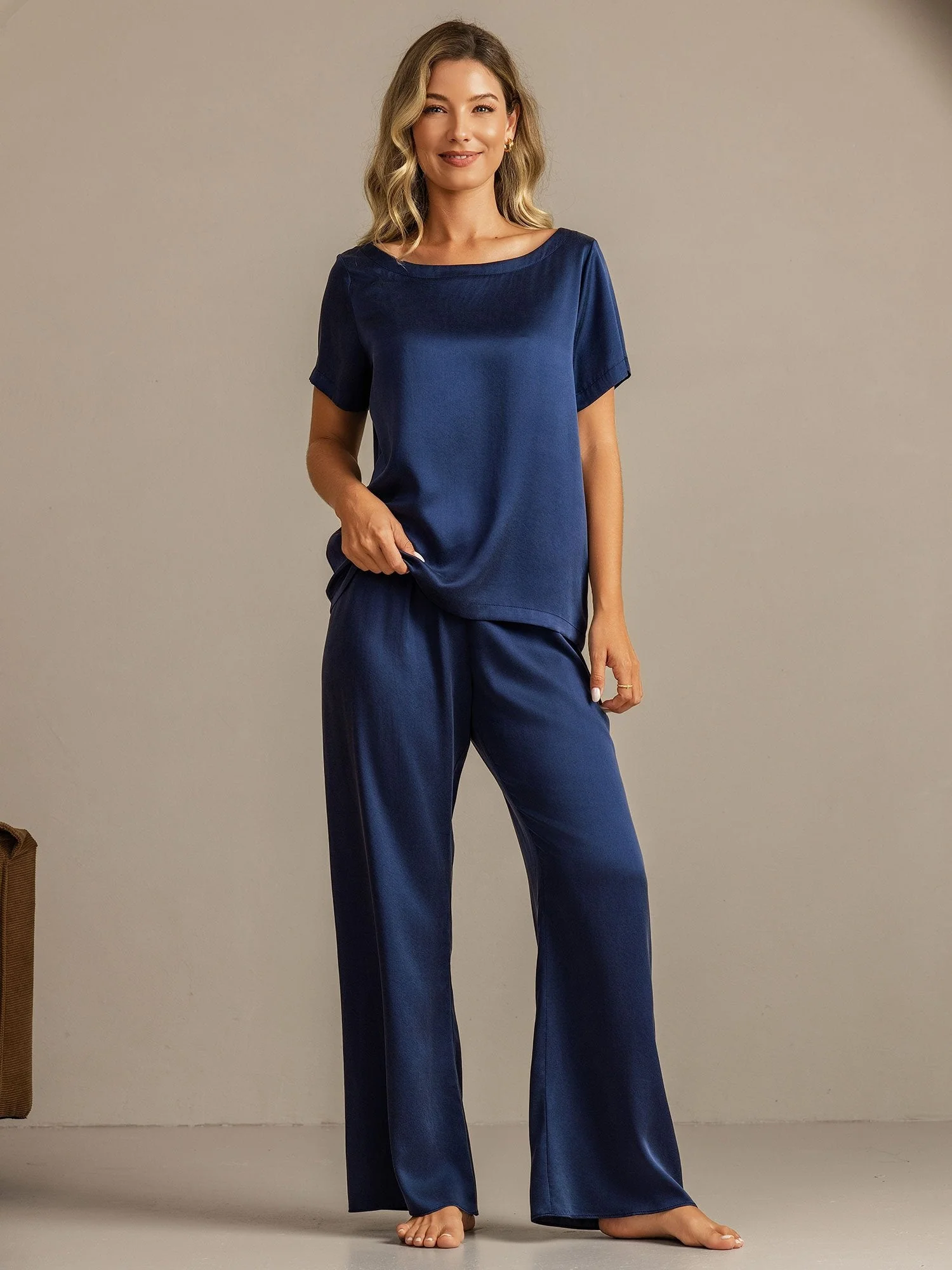 19Momme Women's Washable Silk Short Sleeve Pyjamas Set - Image 19