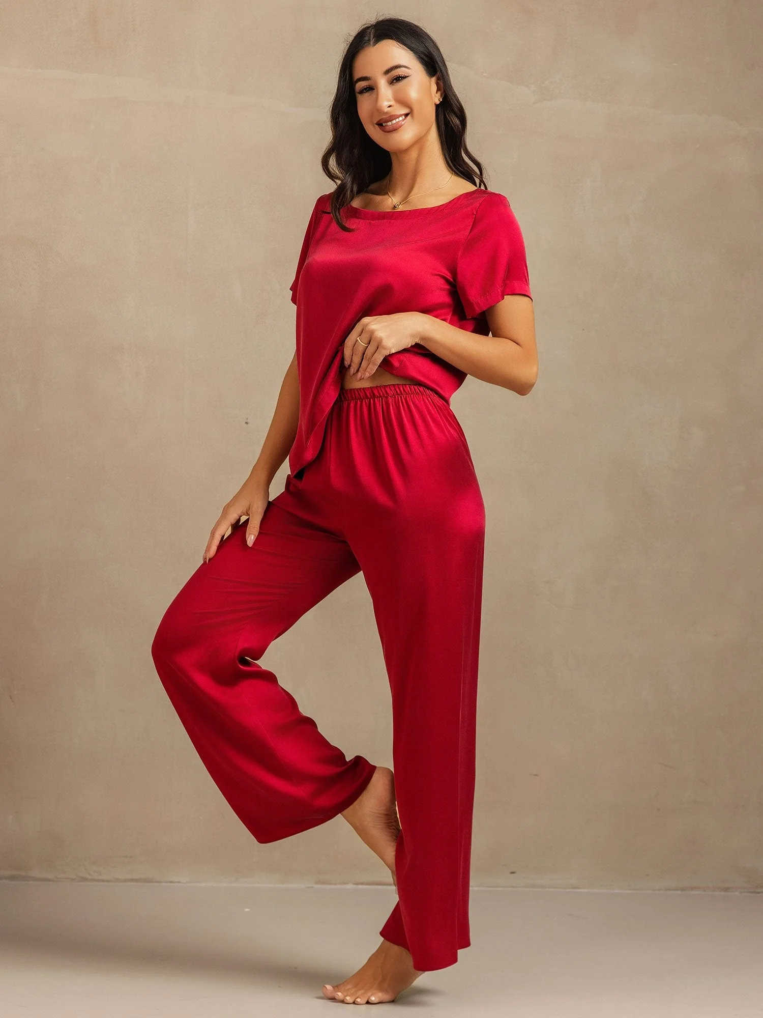 19Momme Women's Washable Silk Short Sleeve Pyjamas Set - Image 3