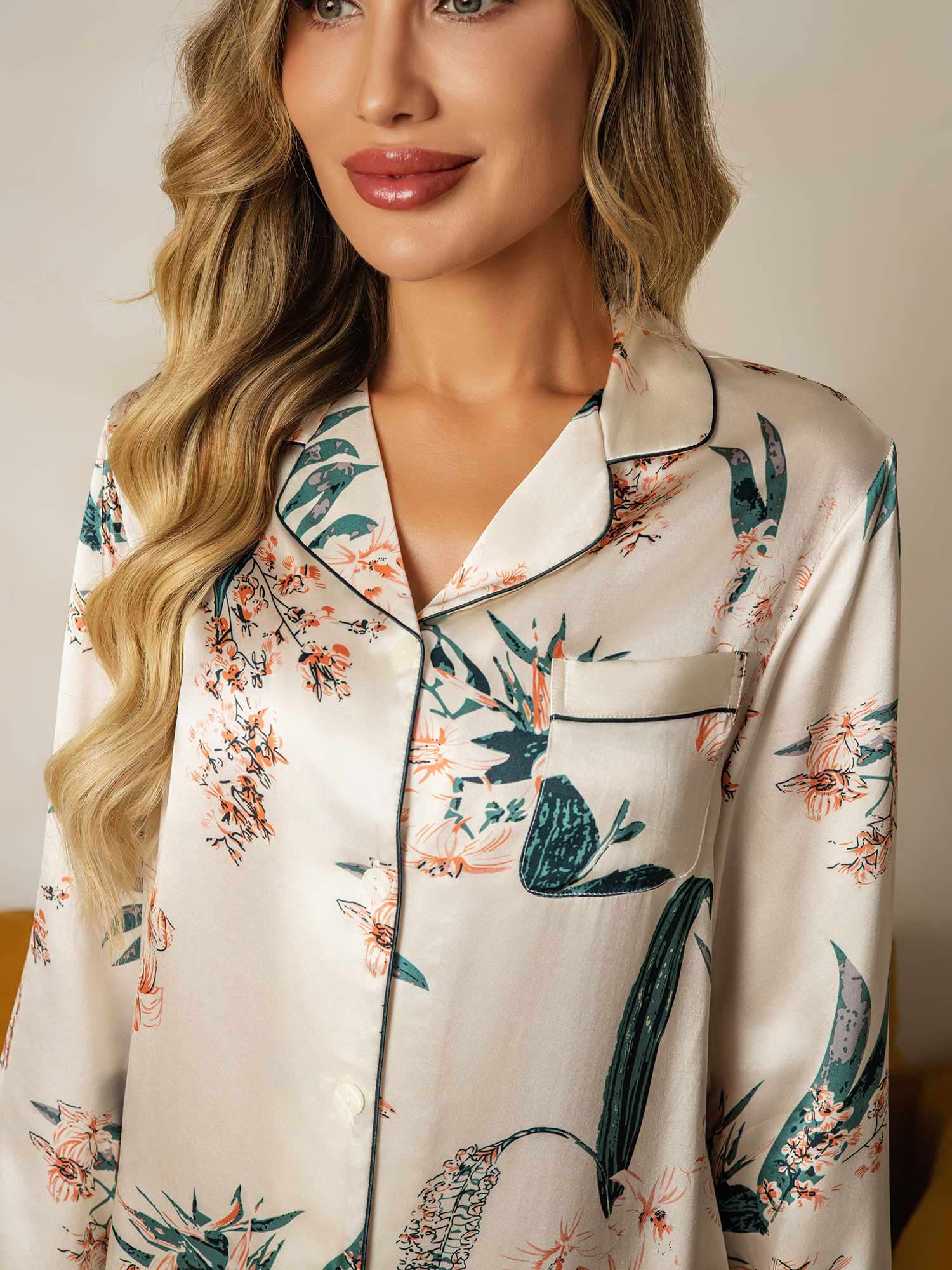 Pure Silk Botanical Print Long Sleeve Women's Pajamas Set With Pants - Image 7