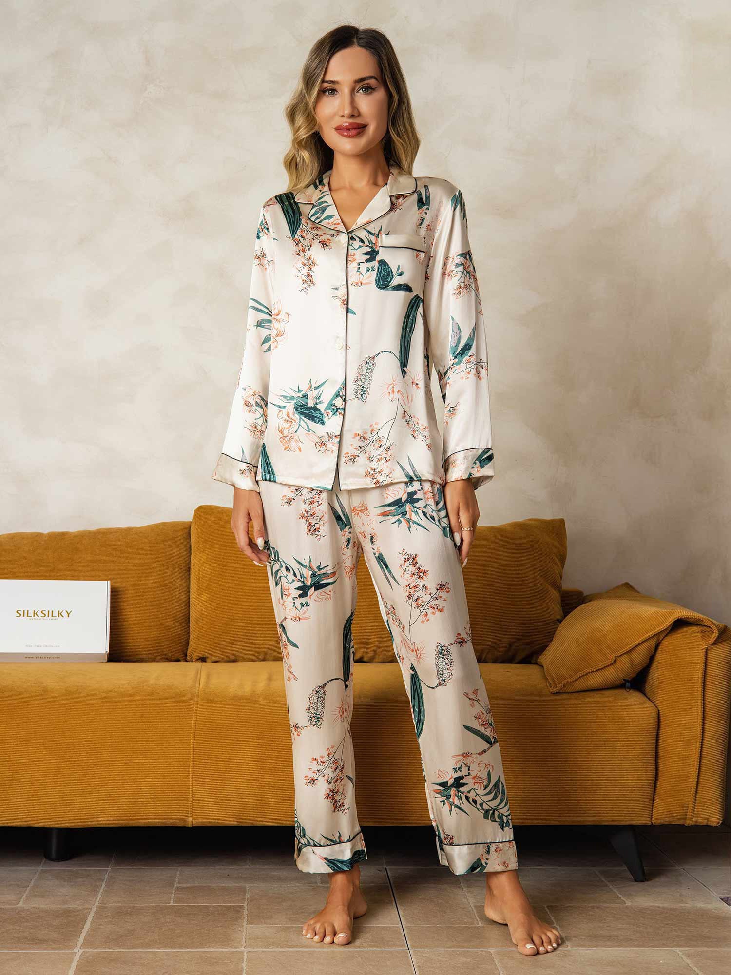 Pure Silk Botanical Print Long Sleeve Women's Pajamas Set With Pants - Image 9