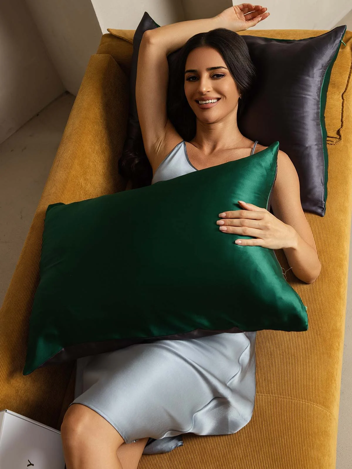 19Momme 100% Mulberry Silk Pillowcase - Two-tone Design - Image 28