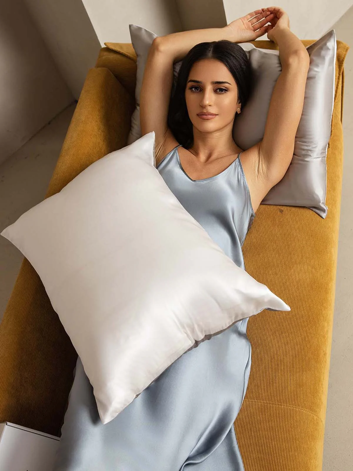 19Momme 100% Mulberry Silk Pillowcase - Two-tone Design - Image 8