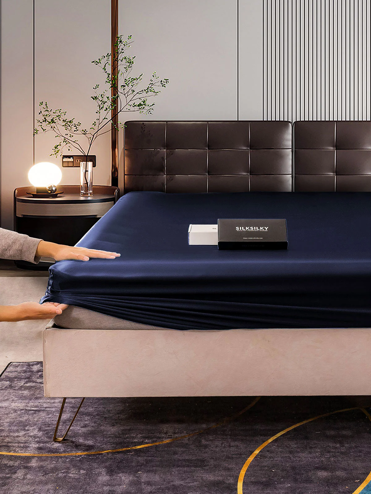 22Momme Mulberry Silk Seamless Fitted Sheet - Image 11