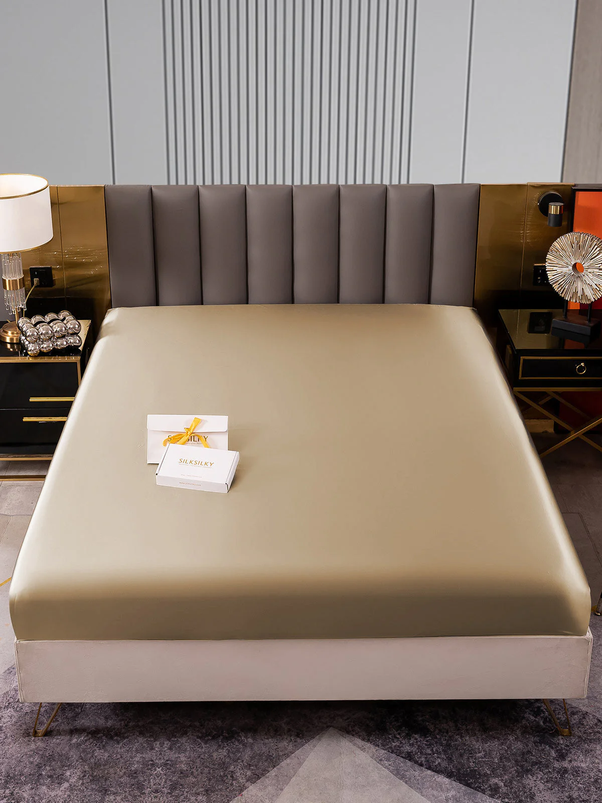 22Momme Mulberry Silk Seamless Fitted Sheet - Image 46