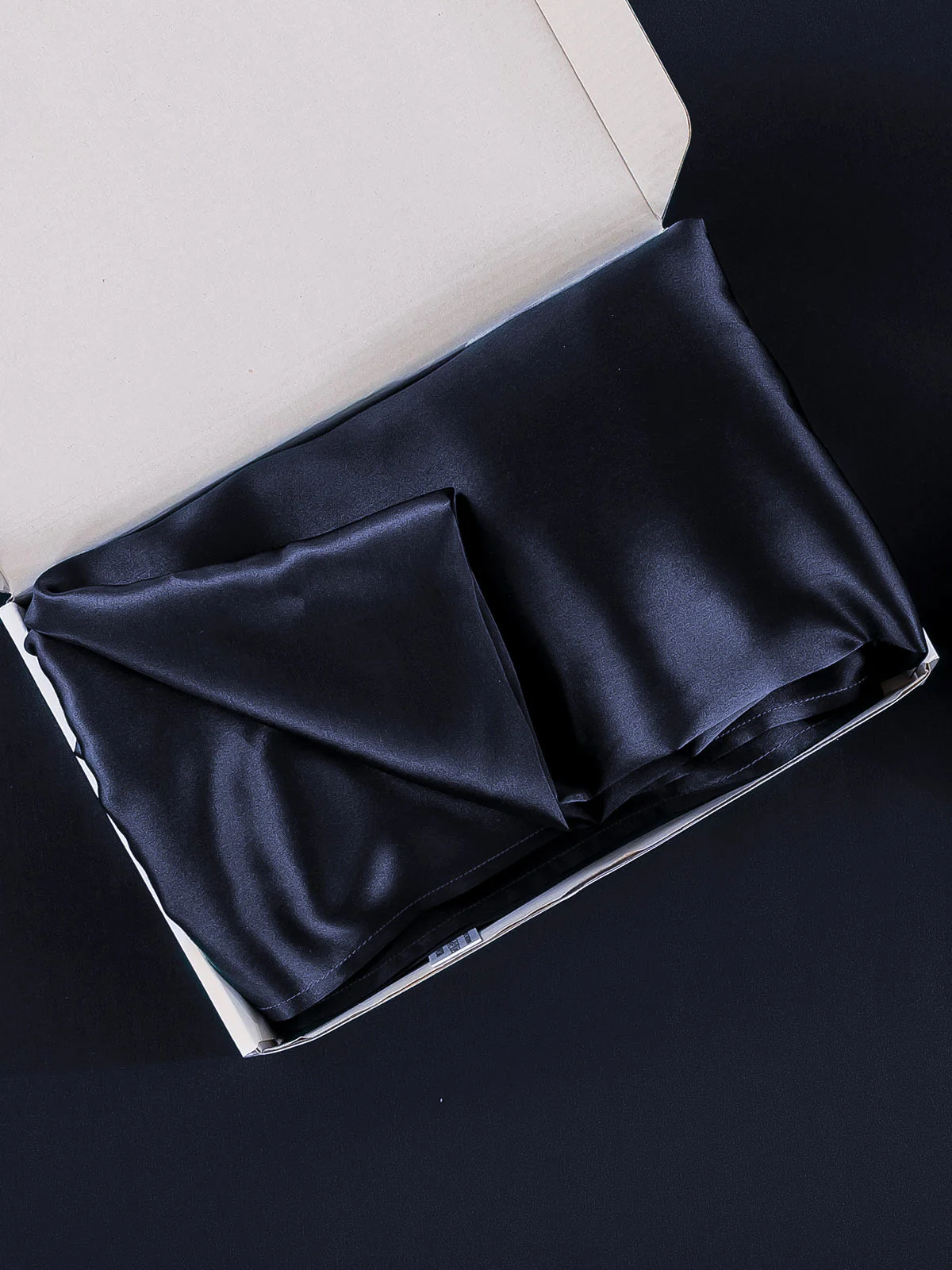 2Pcs 22Momme Pure Silk Pillowcases Bundle - Envelope Closure - Image 15