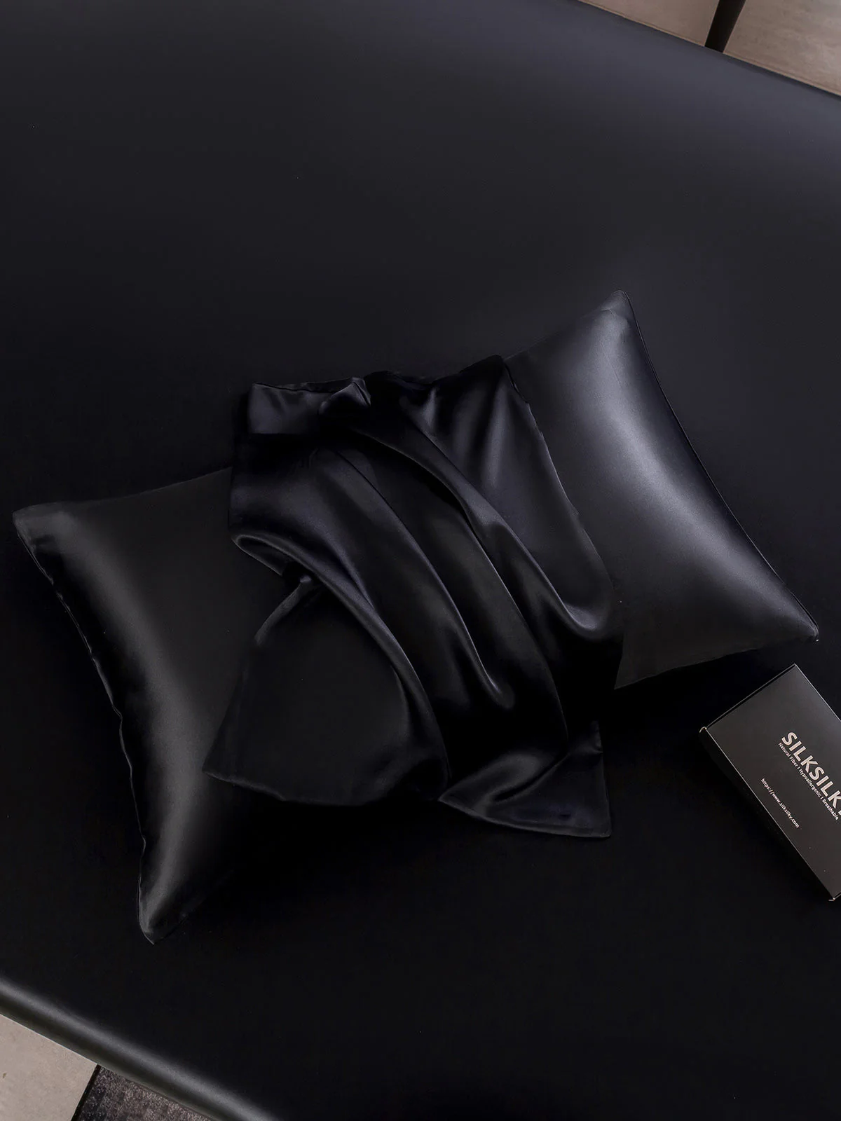 2Pcs 19Momme Pure Silk Pillowcases Bundle - Hidden Zipper - Image 11