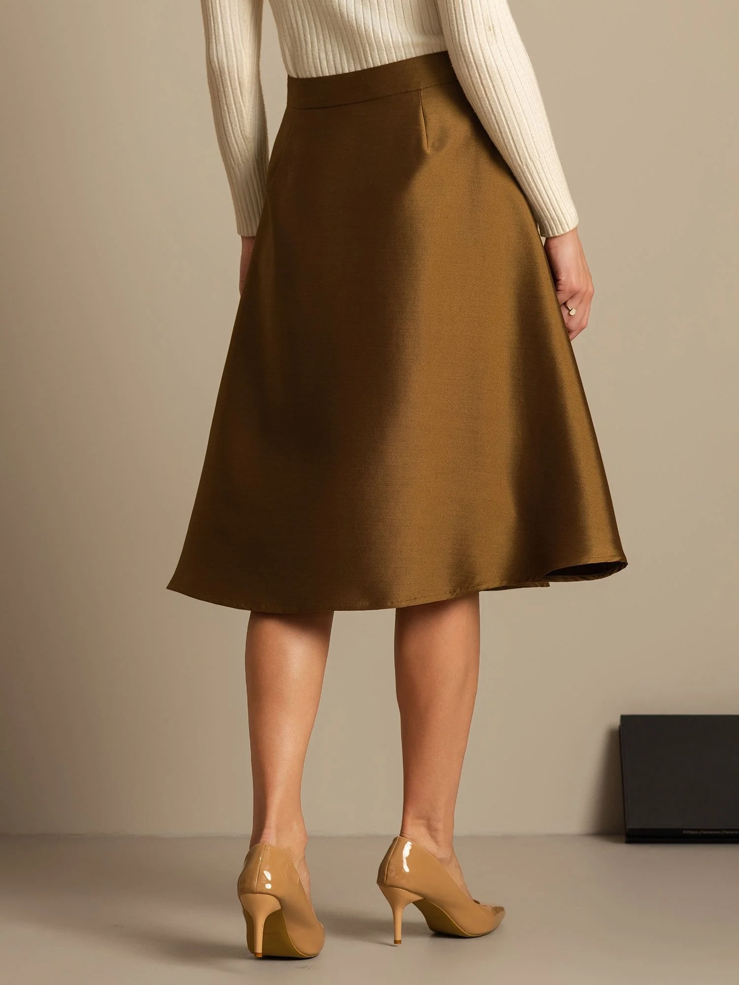 32Momme Silk-Wool Blend  A Line Midi Skirt with Zipper Deign - Image 18
