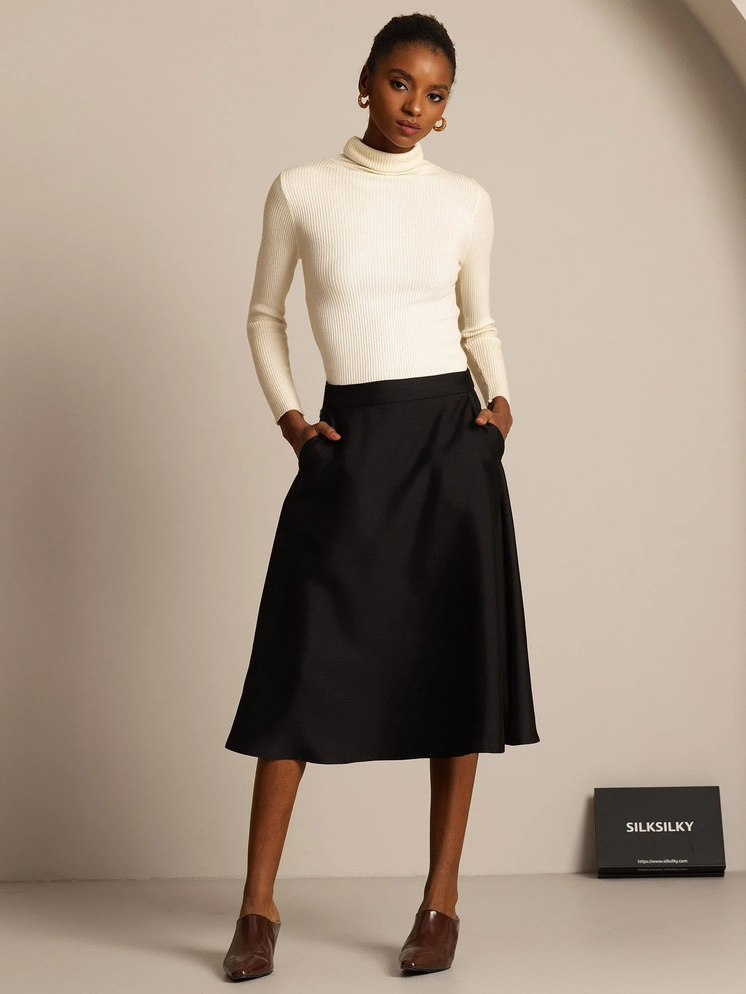 32Momme Silk-Wool Blend  A Line Midi Skirt with Zipper Deign - Image 5