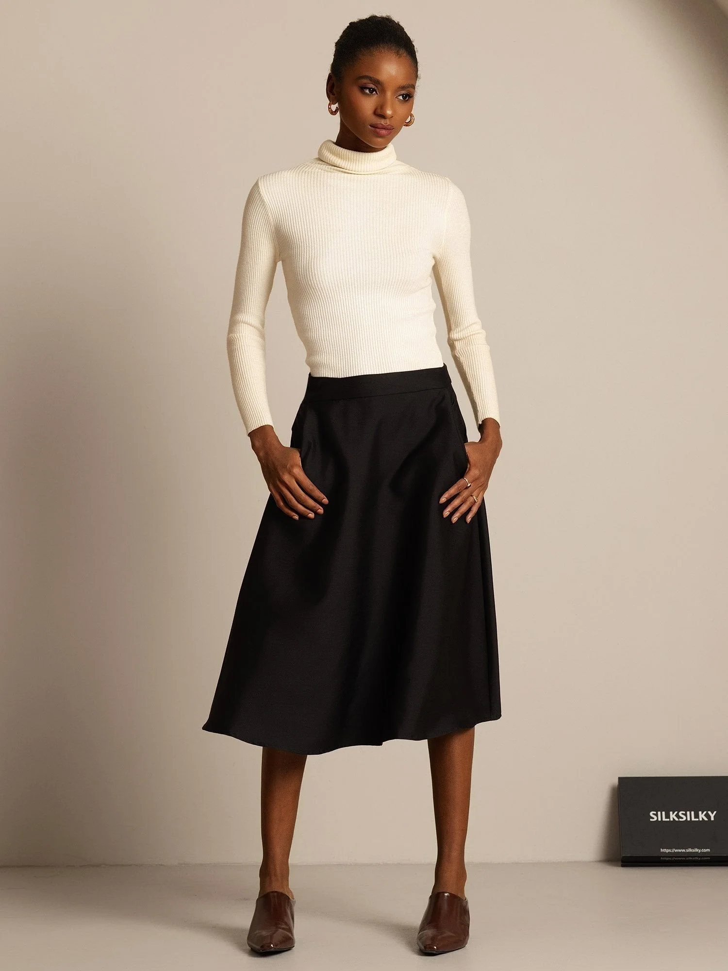 32Momme Silk-Wool Blend  A Line Midi Skirt with Zipper Deign - Image 7