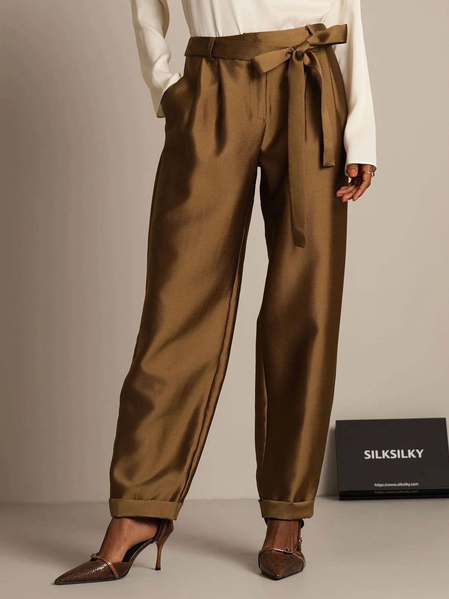32Momme Silk-Wool Blend High Waist Tapered Cropped Women's Pants with Tie Waist Design - Image 16