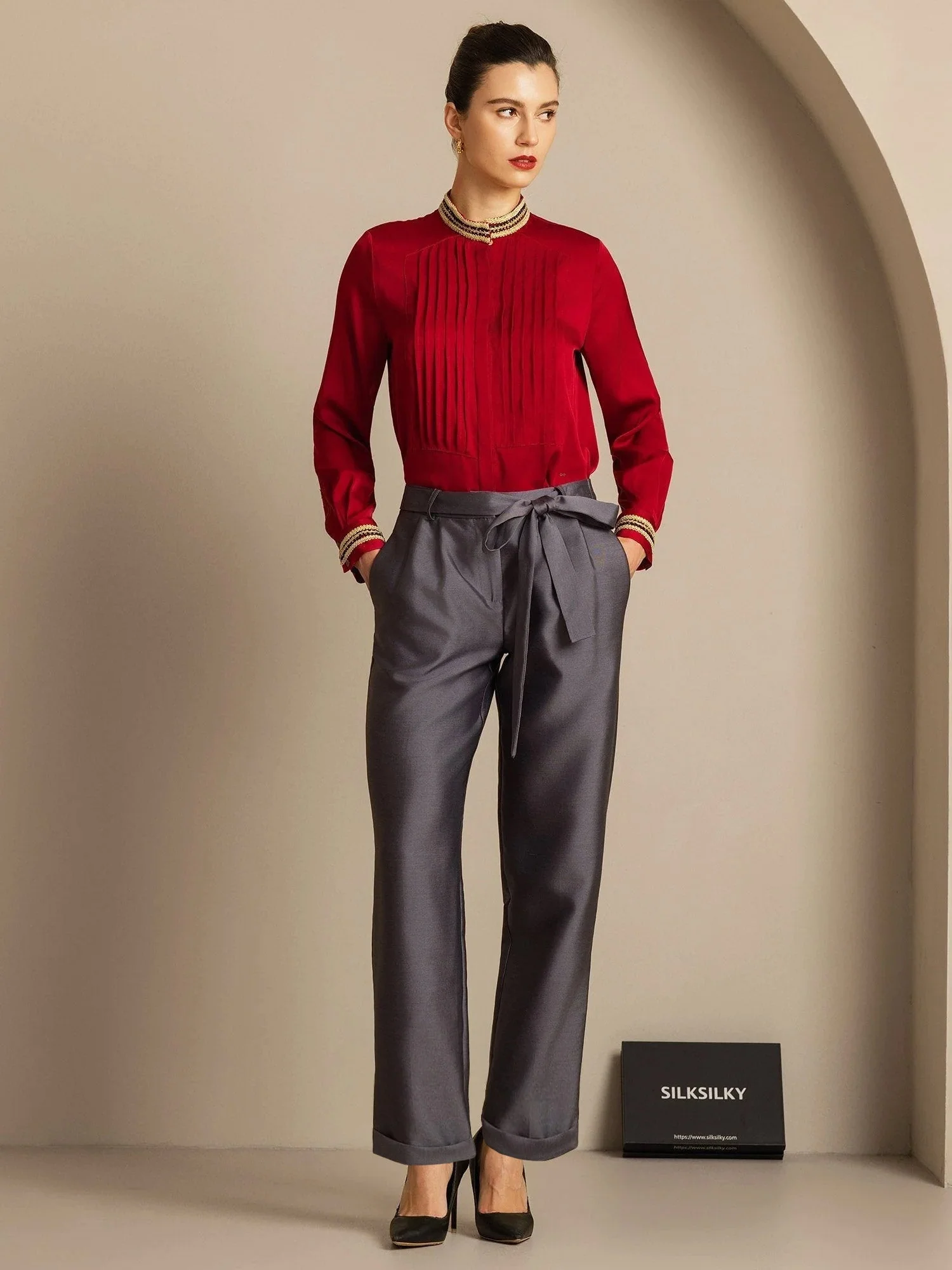 32Momme Silk-Wool Blend High Waist Tapered Cropped Women's Pants with Tie Waist Design - Image 8