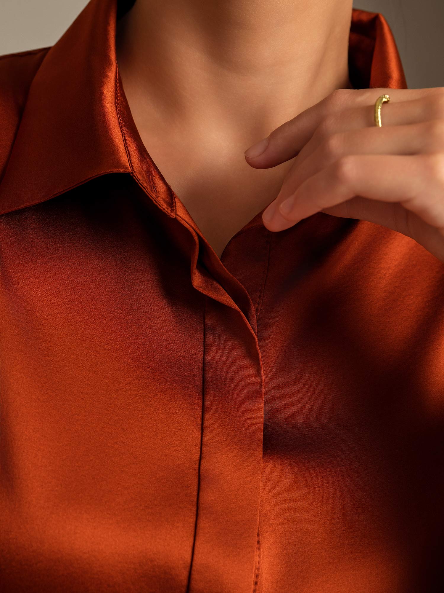 19Momme Silk Long Sleeve Lapel Collar Women's Shirt - Image 12