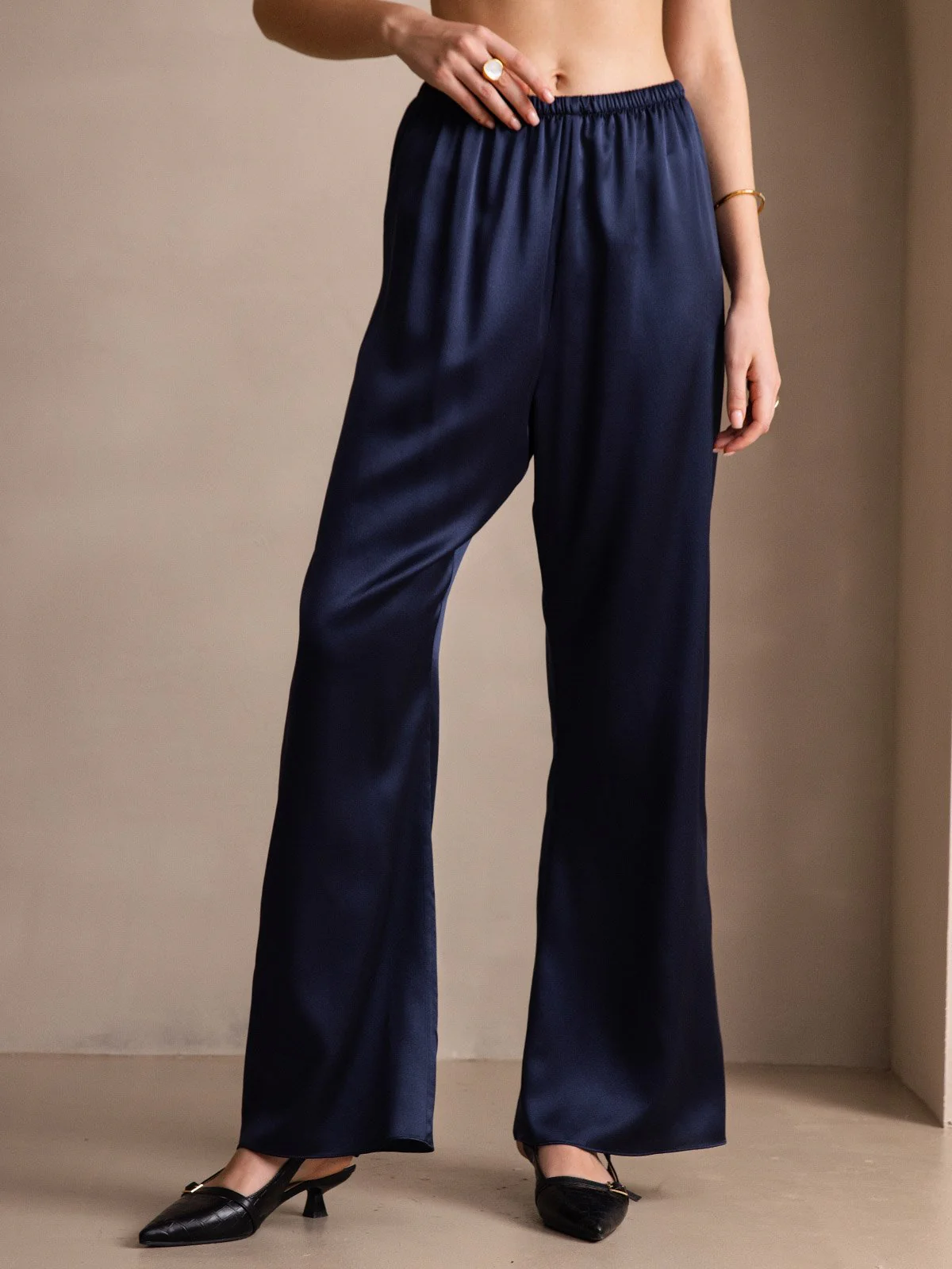 19Momme Silk Wide Leg Women's Pants with Elastic Waist Design - Image 23