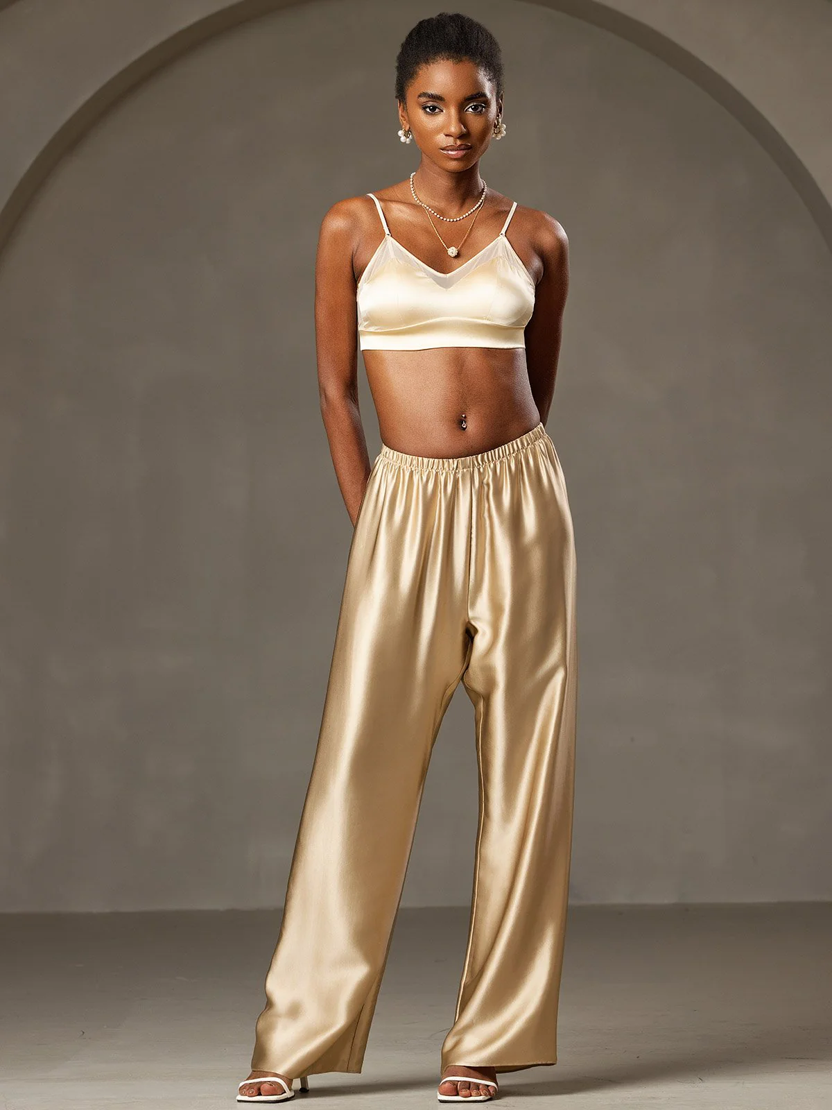 19Momme Silk Wide Leg Women's Pants with Elastic Waist Design - Image 3
